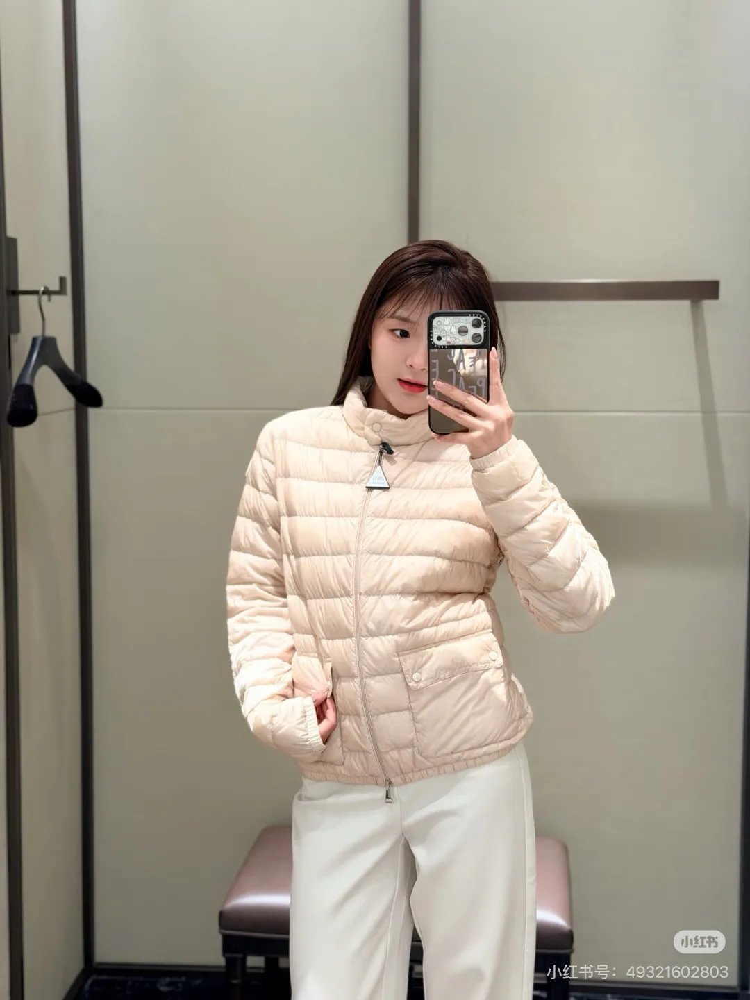 Women's Jackets And Down Jackets MONCLER 18264825