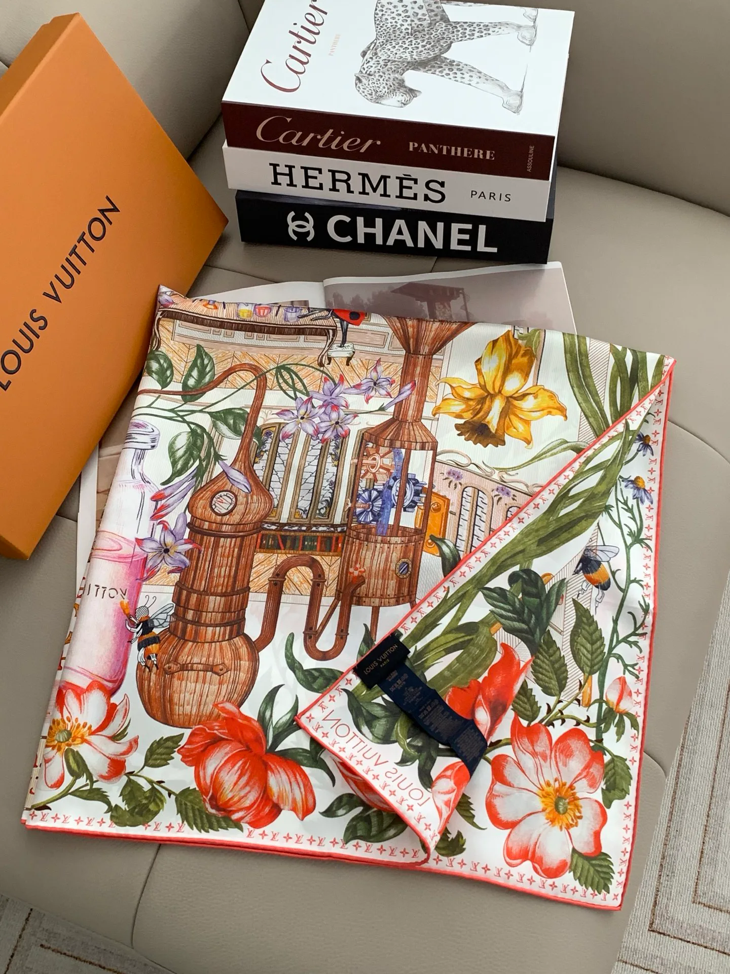 Silk Scarves LOUIS VUITTON 18003249