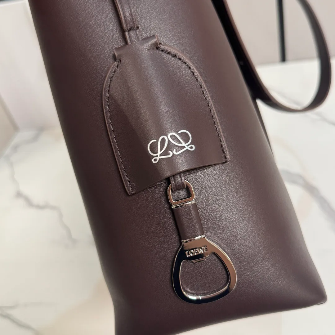 Women's Classic Handbags LOEWE 17502833