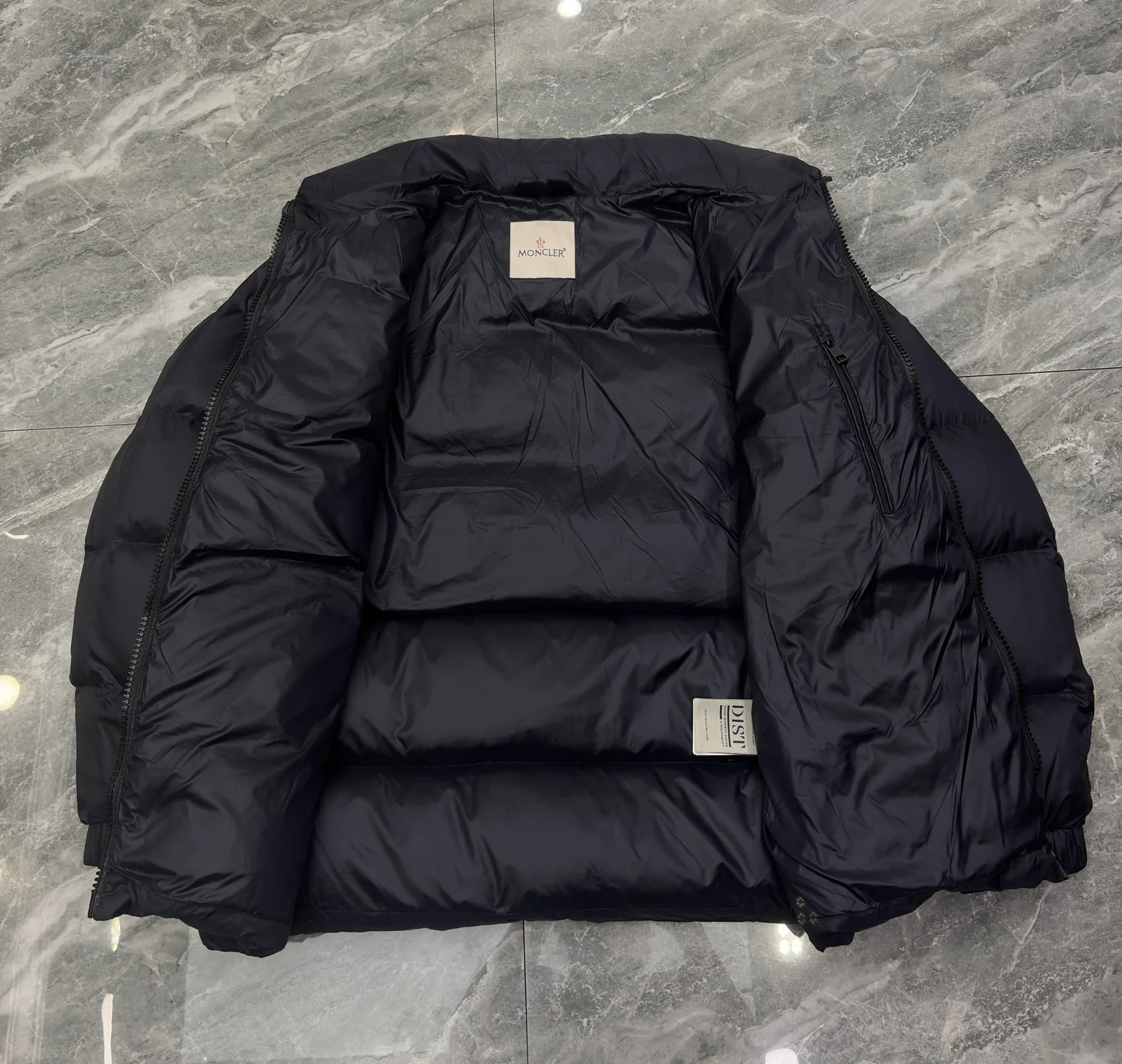 Women's Jackets And Down Jackets MONCLER 17568687