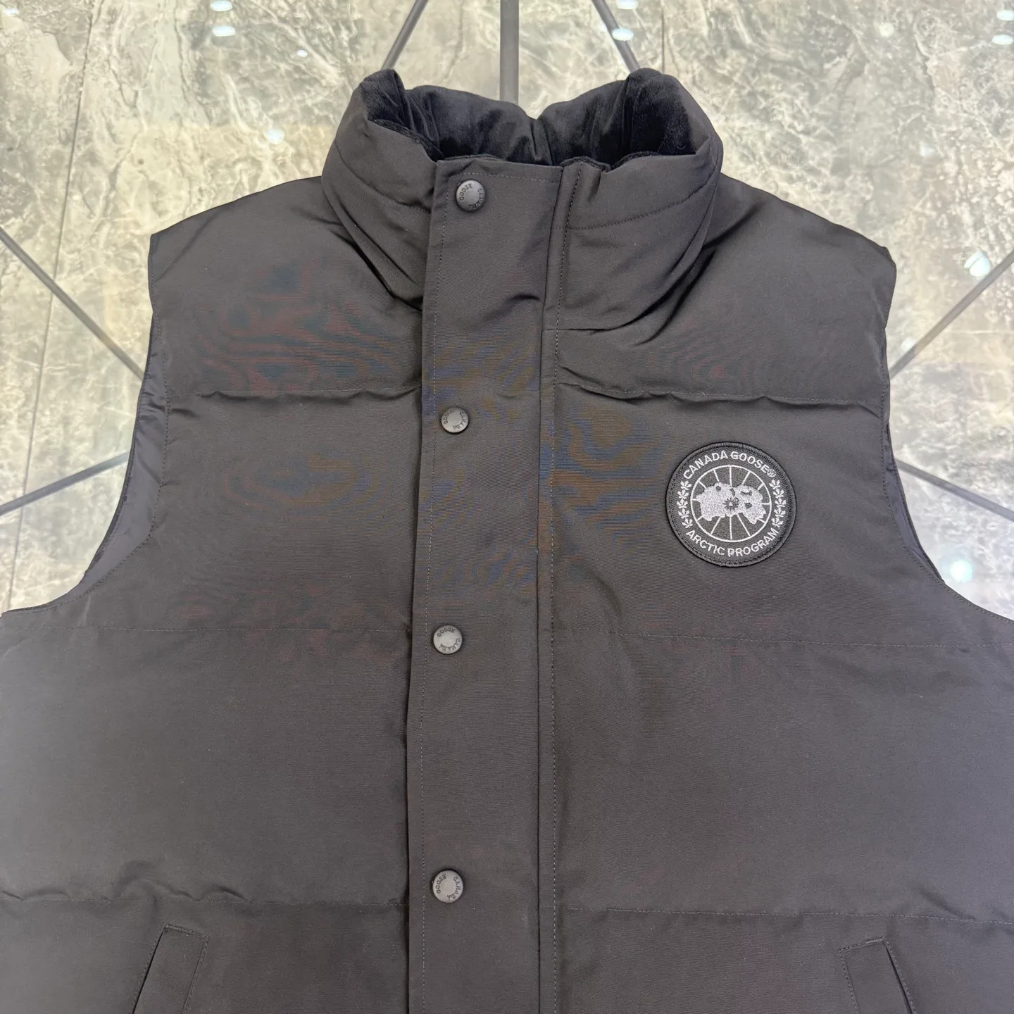Women's Vests CANADA GOOSE 17949424