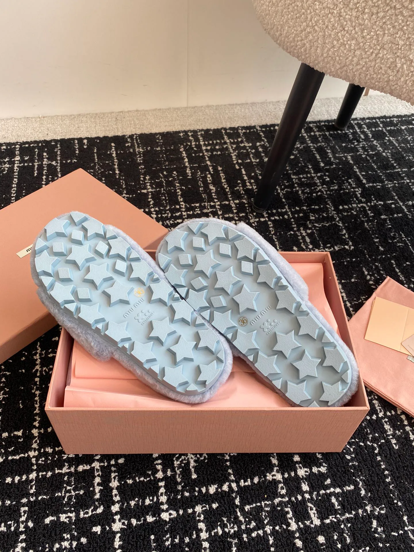 Women's Slippers MIU MIU 18241531