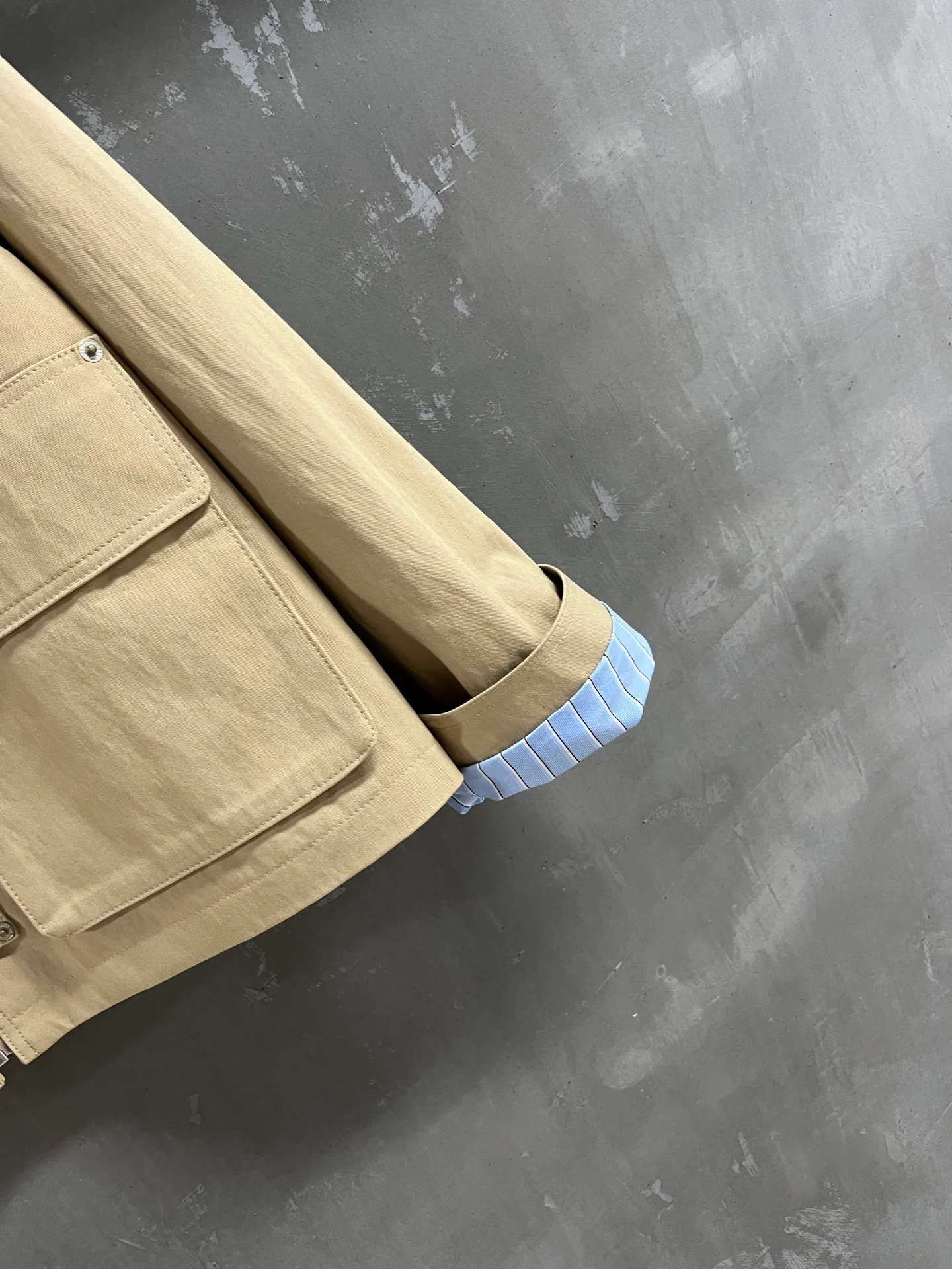 Women's Jackets And Down Jackets LOEWE 18172836