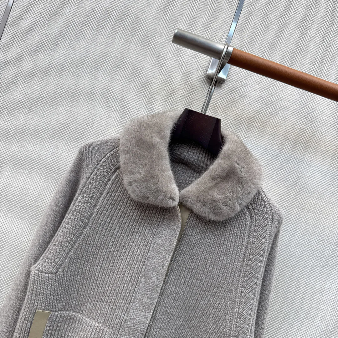 Women's Jumpers And Sweaters LORO PIANA 18398319