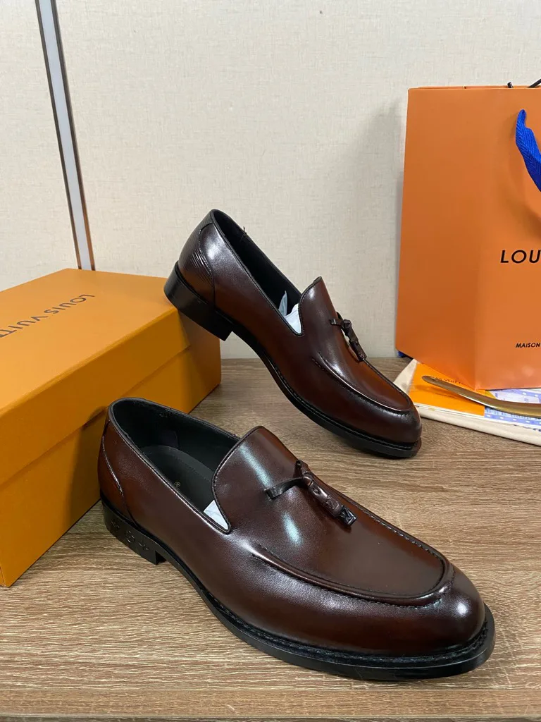 Men's Loafers And Dress Shoes LOUIS VUITTON 18193962