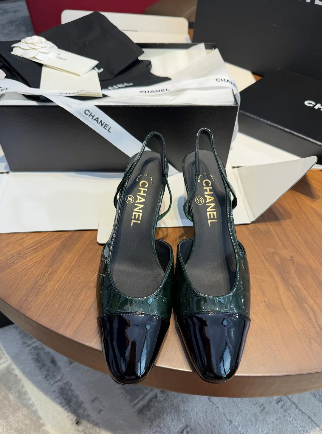 Women's Heels CHANEL 18468893