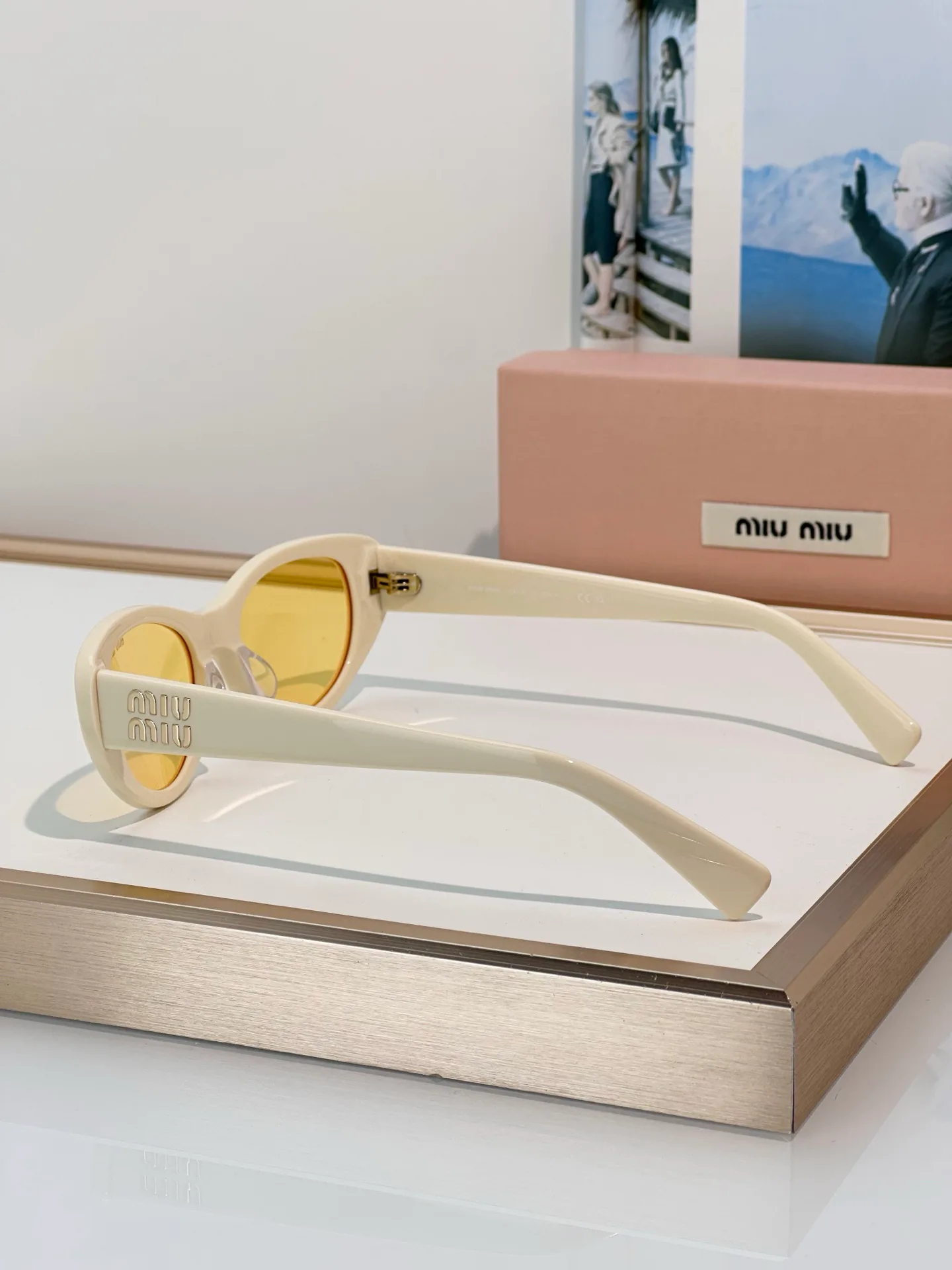 Glasses MIU MIU 17565428