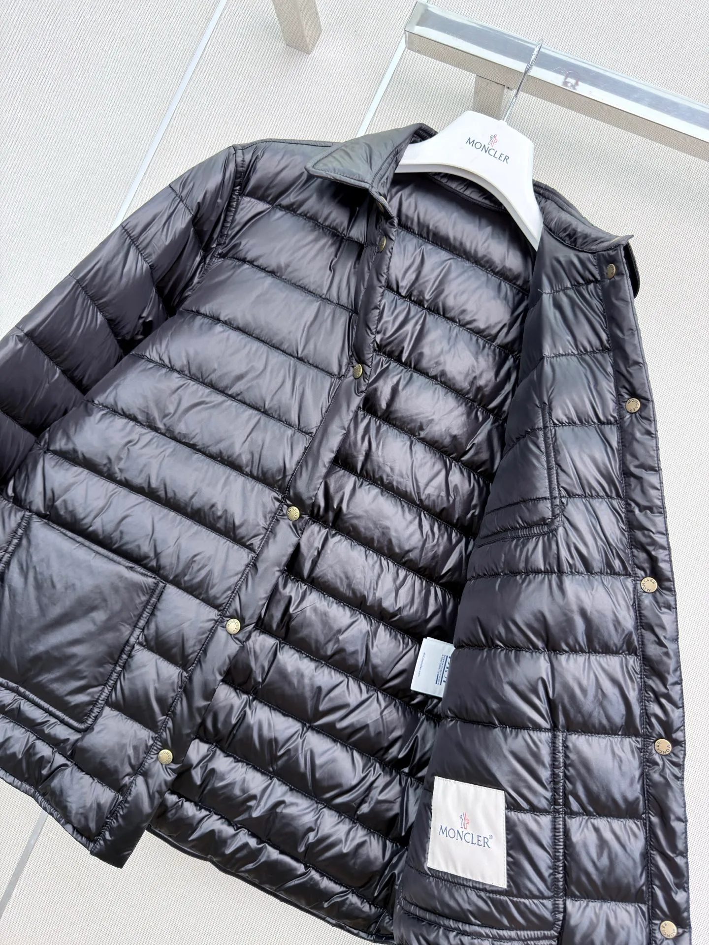 Women's Jackets And Down Jackets MONCLER 17919455