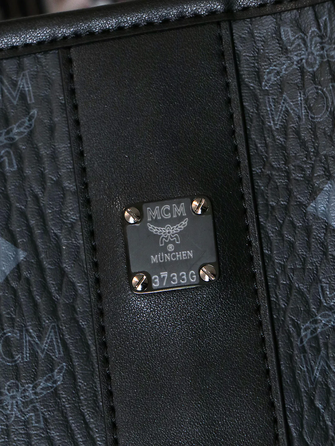 Women's Classic Handbags MCM 18223304