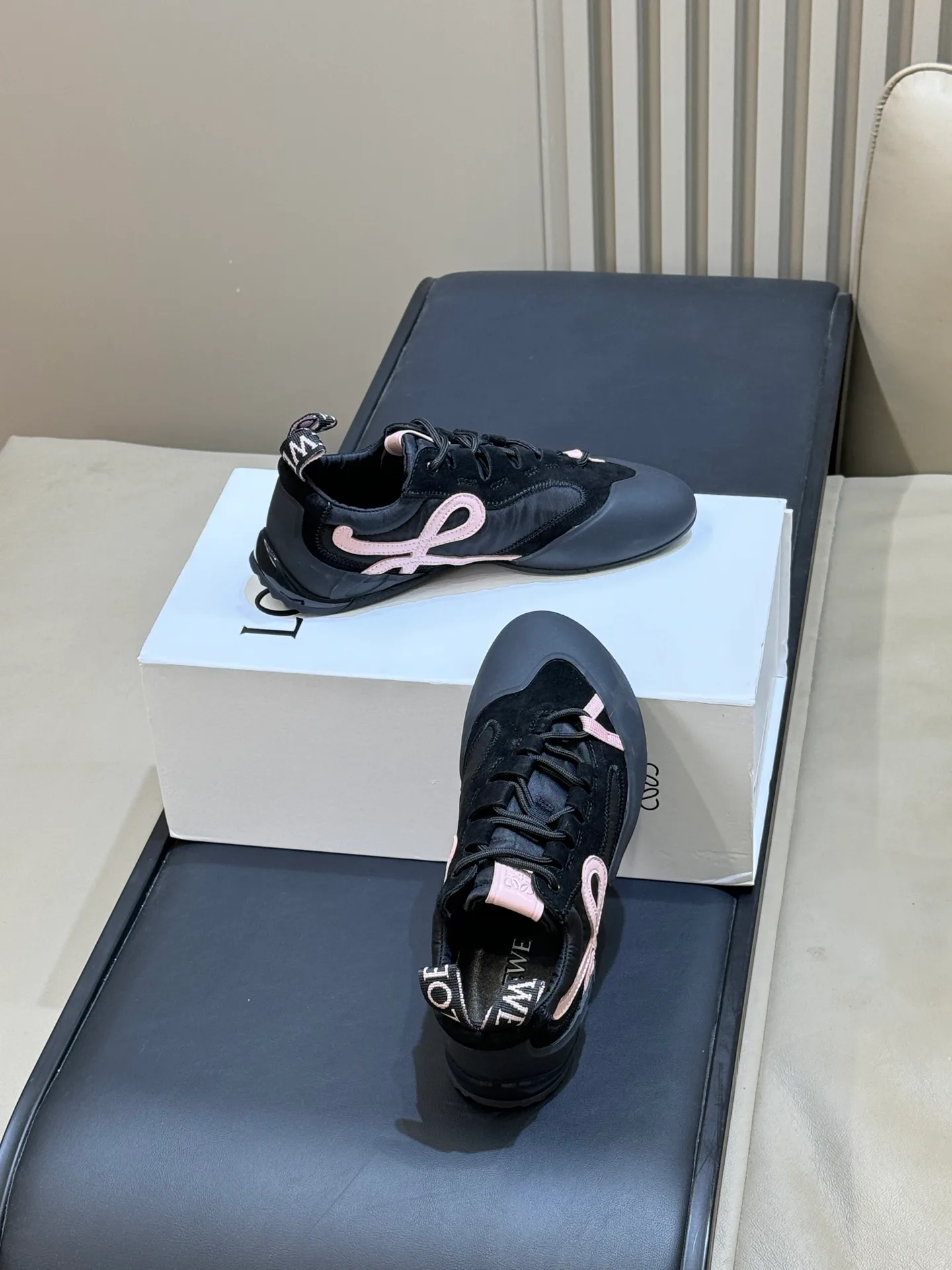 Women's Sneakers LOEWE 18073076