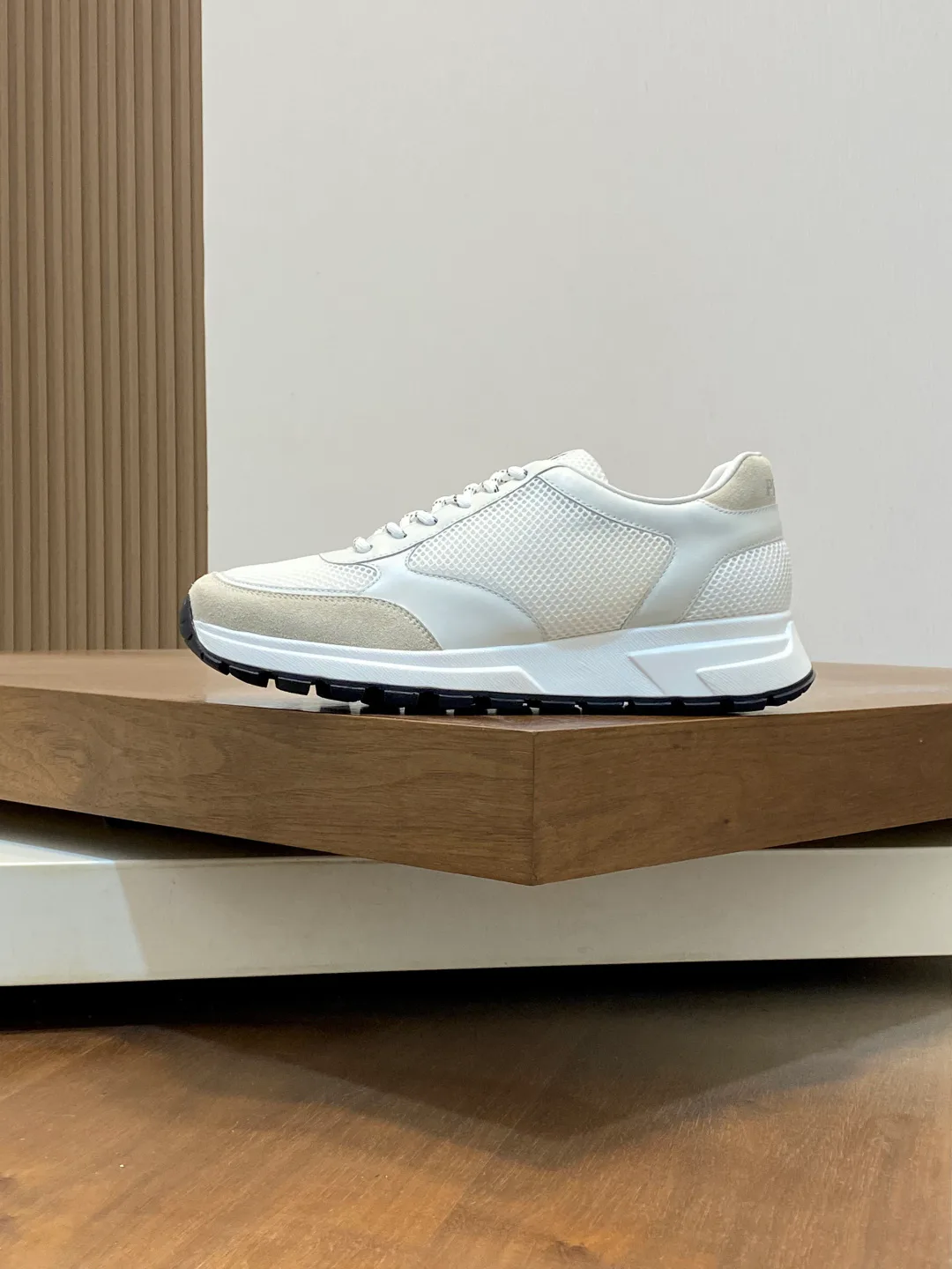 Men's Sneakers PRADA 18079030