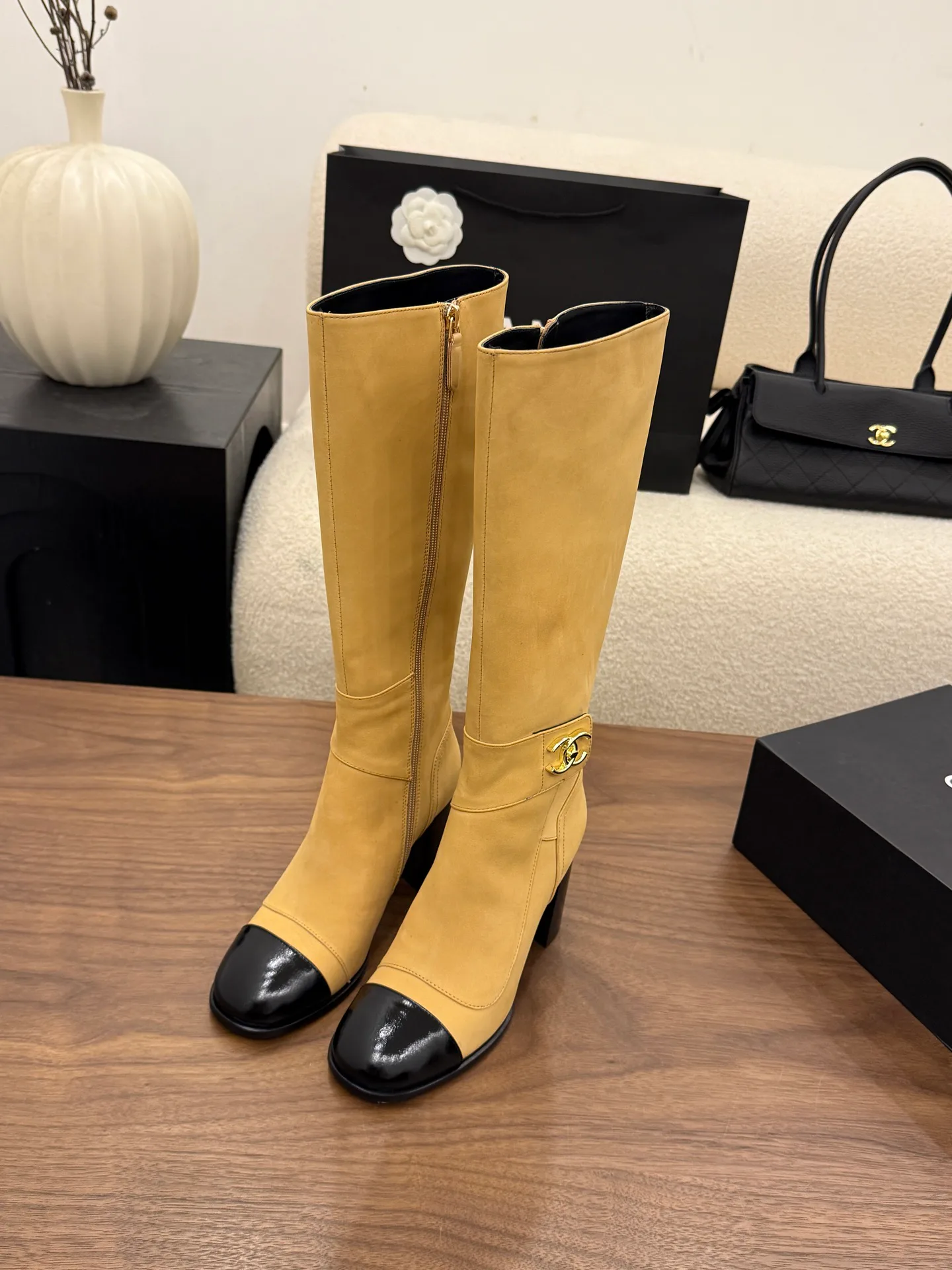 Women's Boots CHANEL 17939488