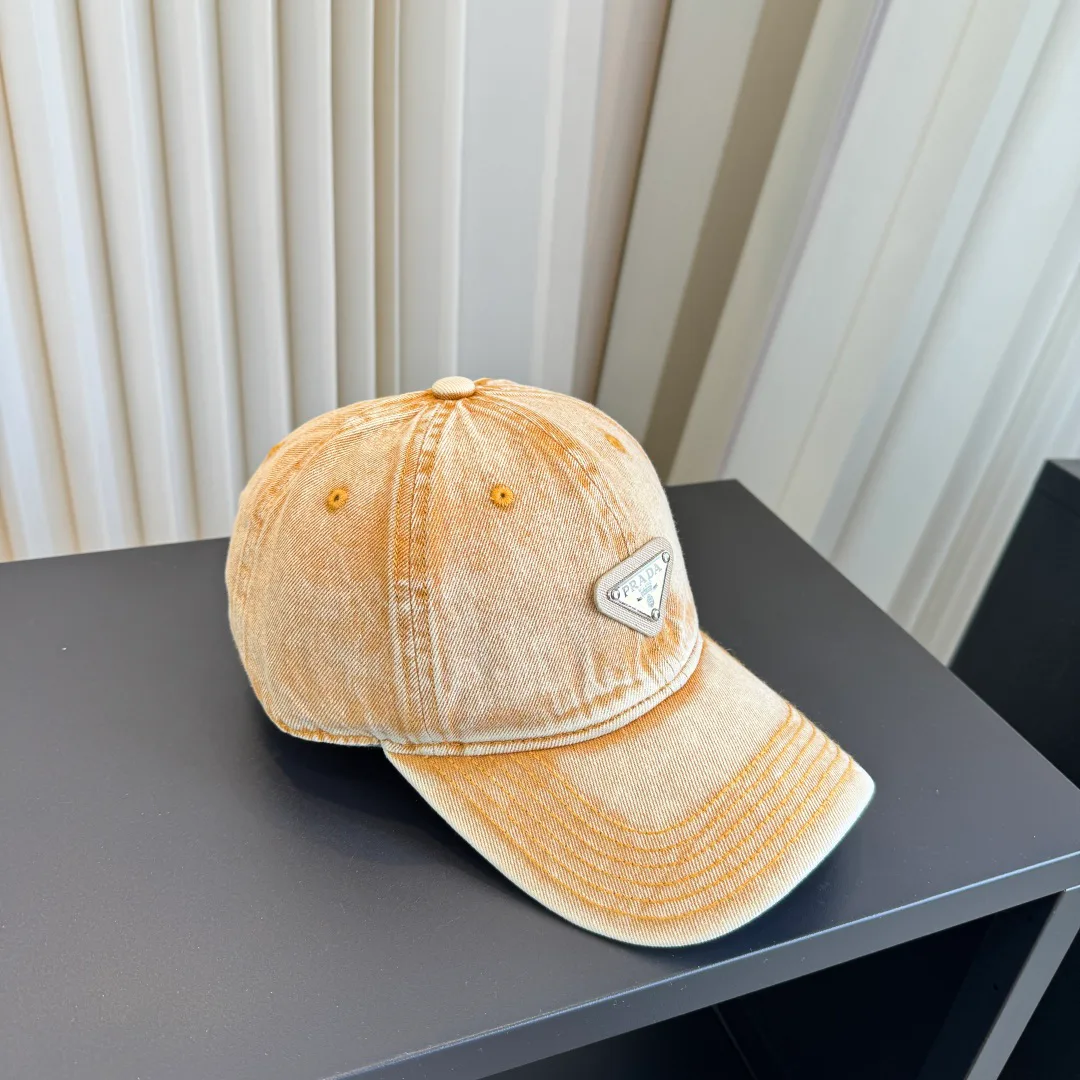 Hats PRADA 17515170