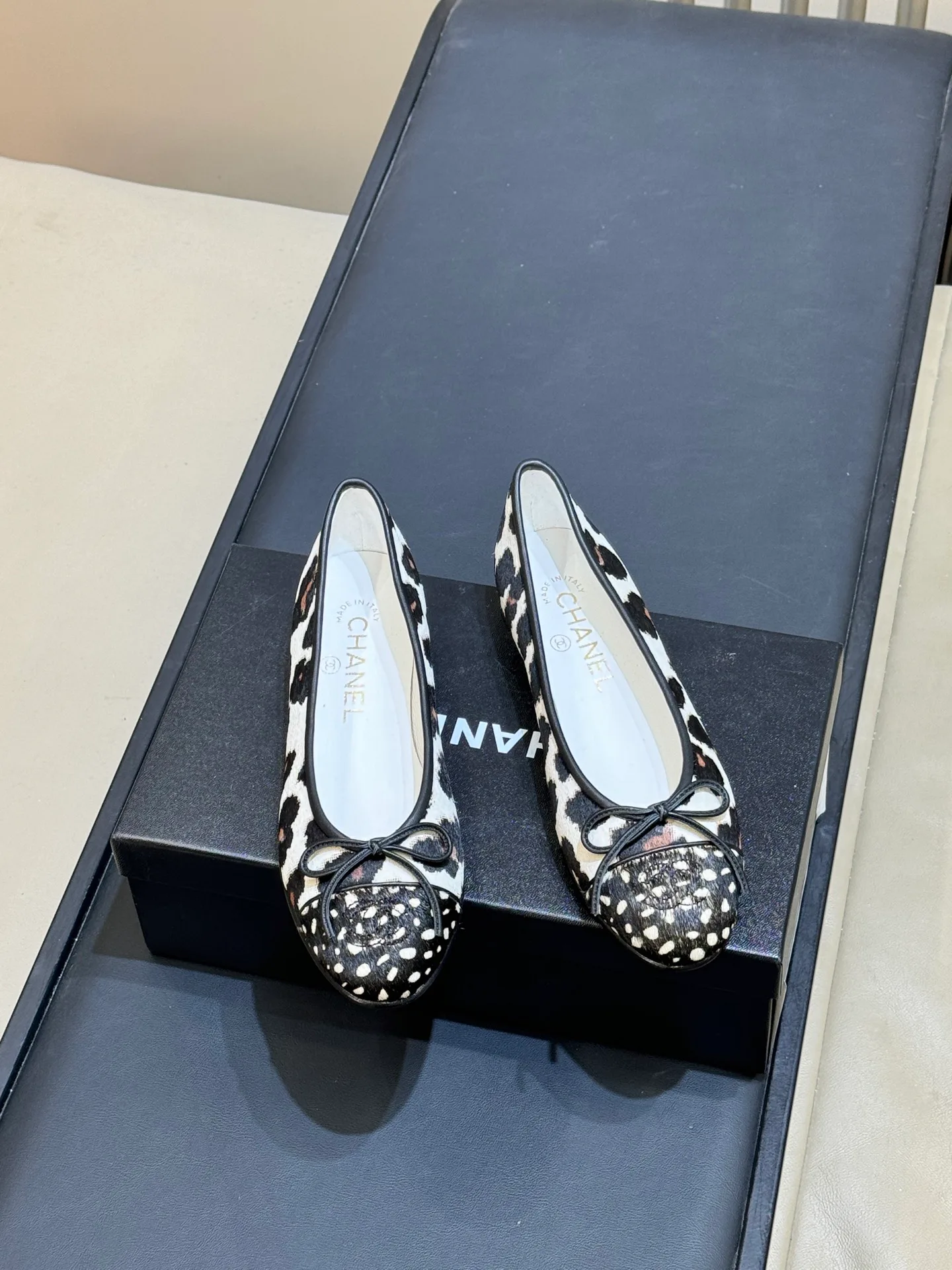Women's Ballet Flats CHANEL 17498841