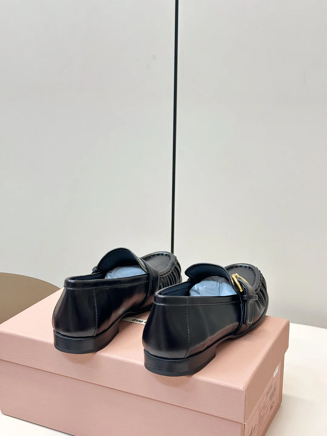 Women's Loafers And Moccasins MIU MIU 17947006
