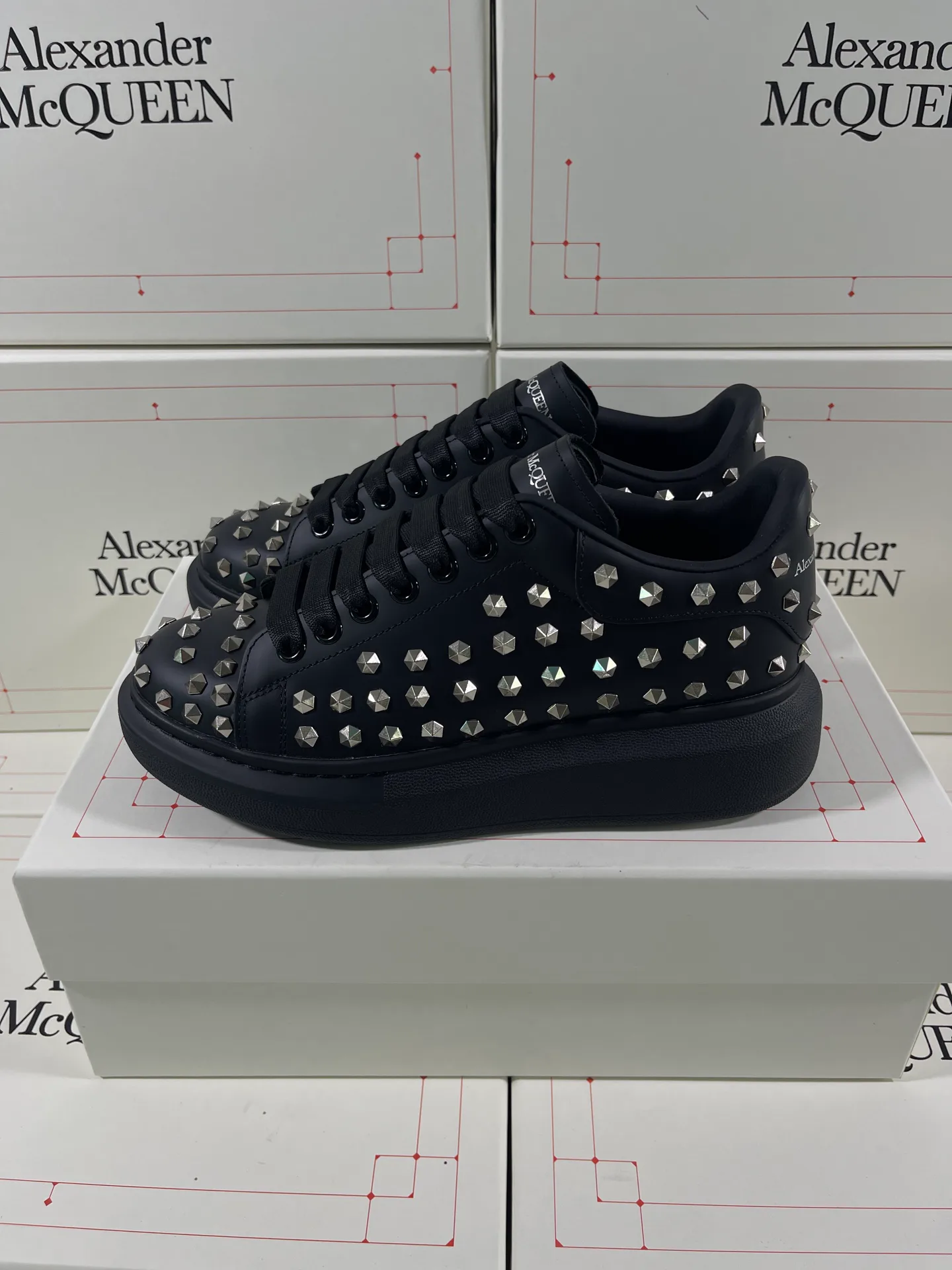 Women's Sneakers ALEXANDER MCQUEEN 17827911