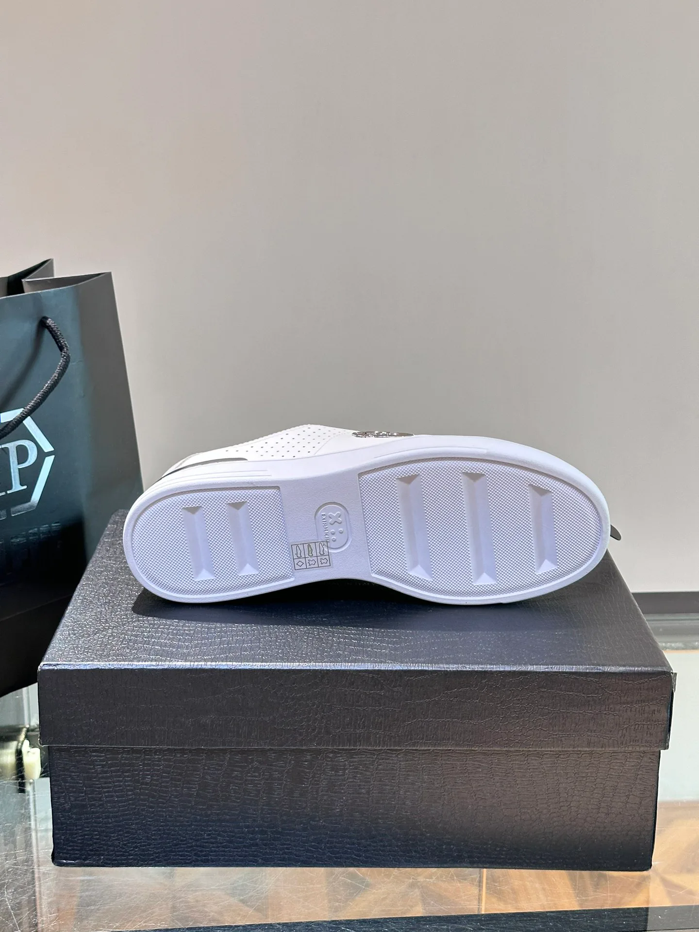 Кроссовки Мужские Philipp Plein 18626347