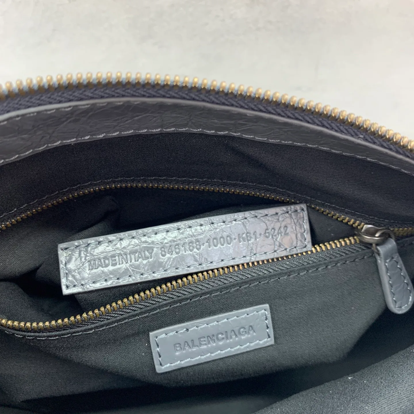 Women's Shoulder Bags BALENCIAGA 17419152