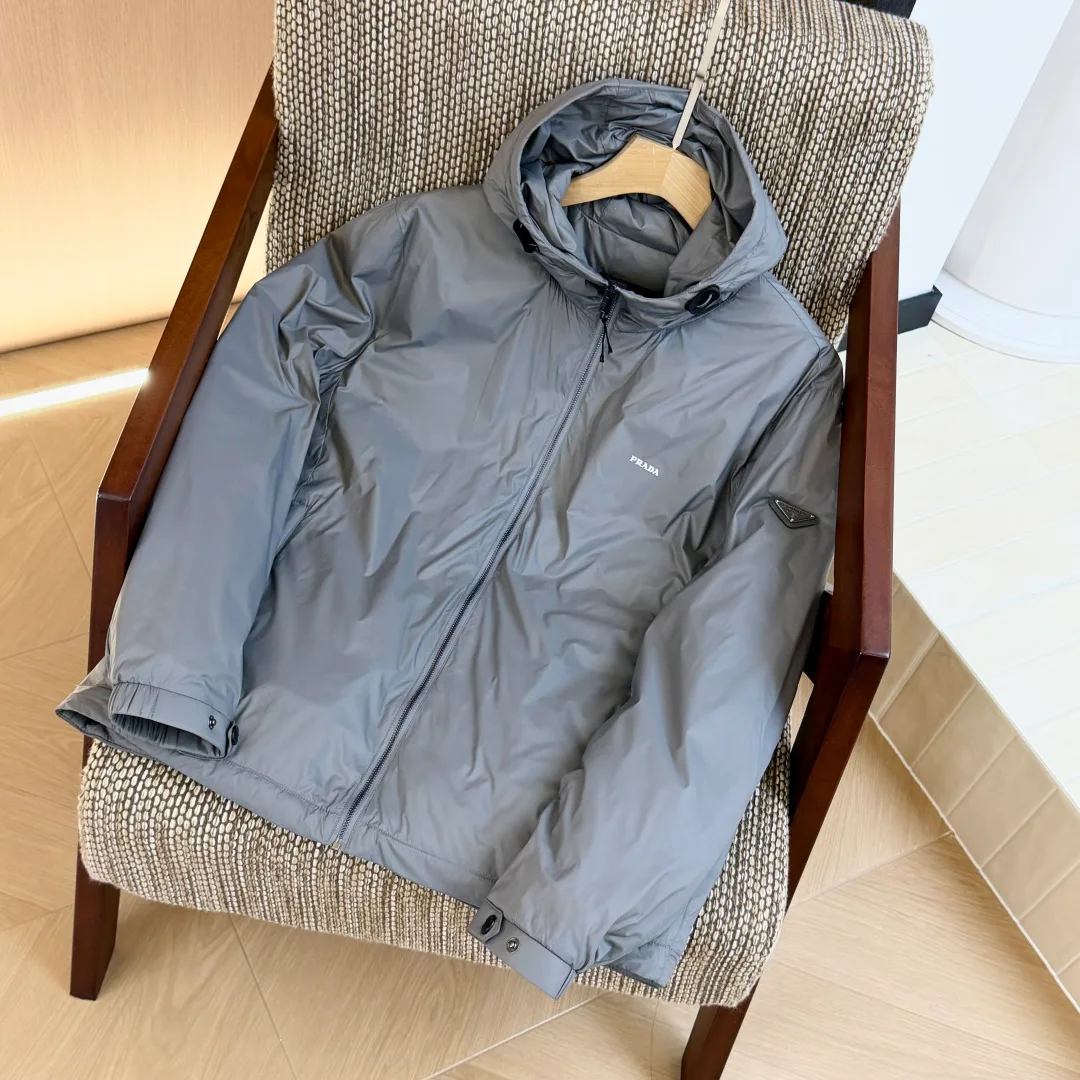 Куртки И Пуховики Мужские Prada 18586019