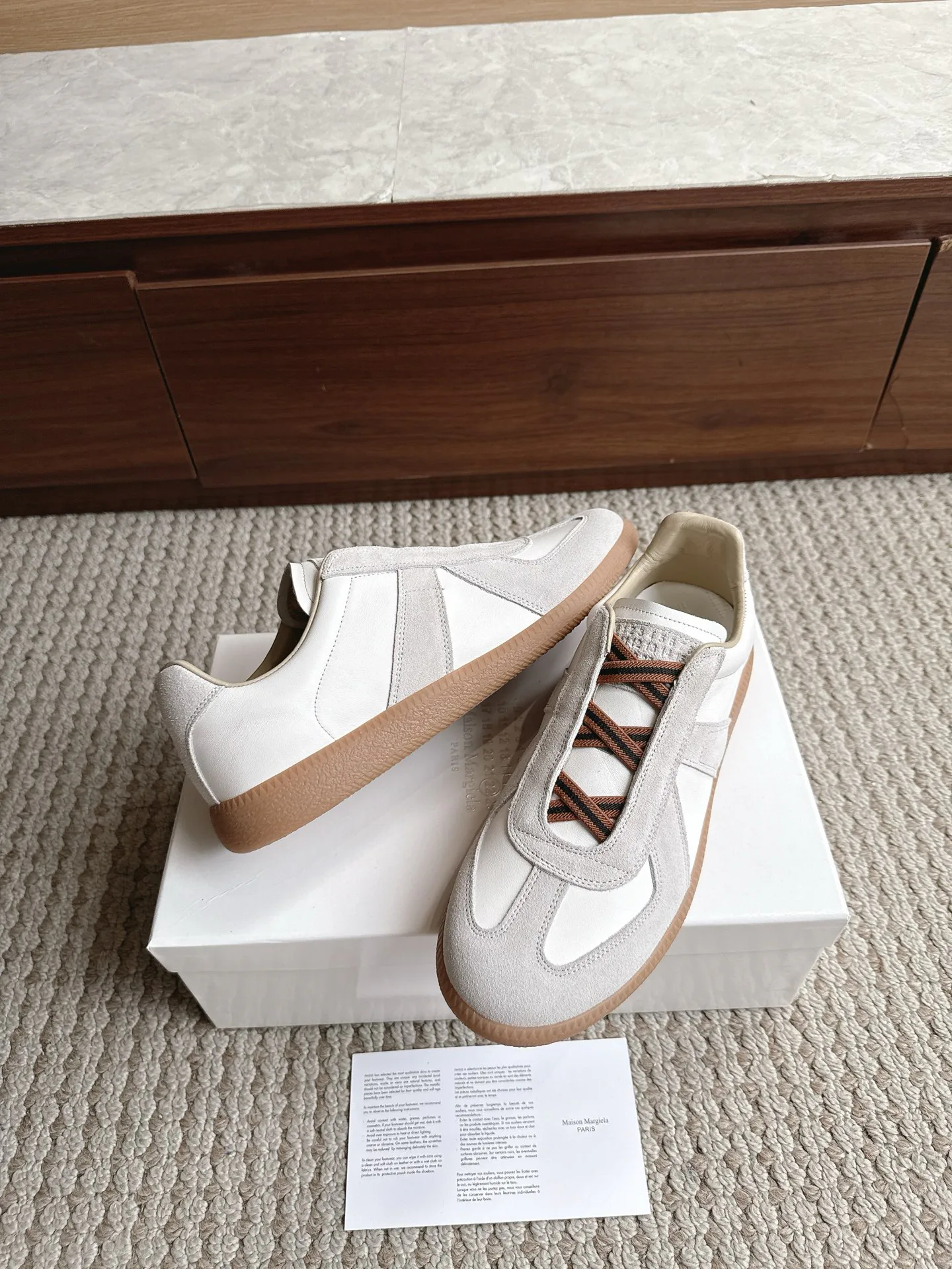 Women's Sneakers MAISON MARGIELA 17607657