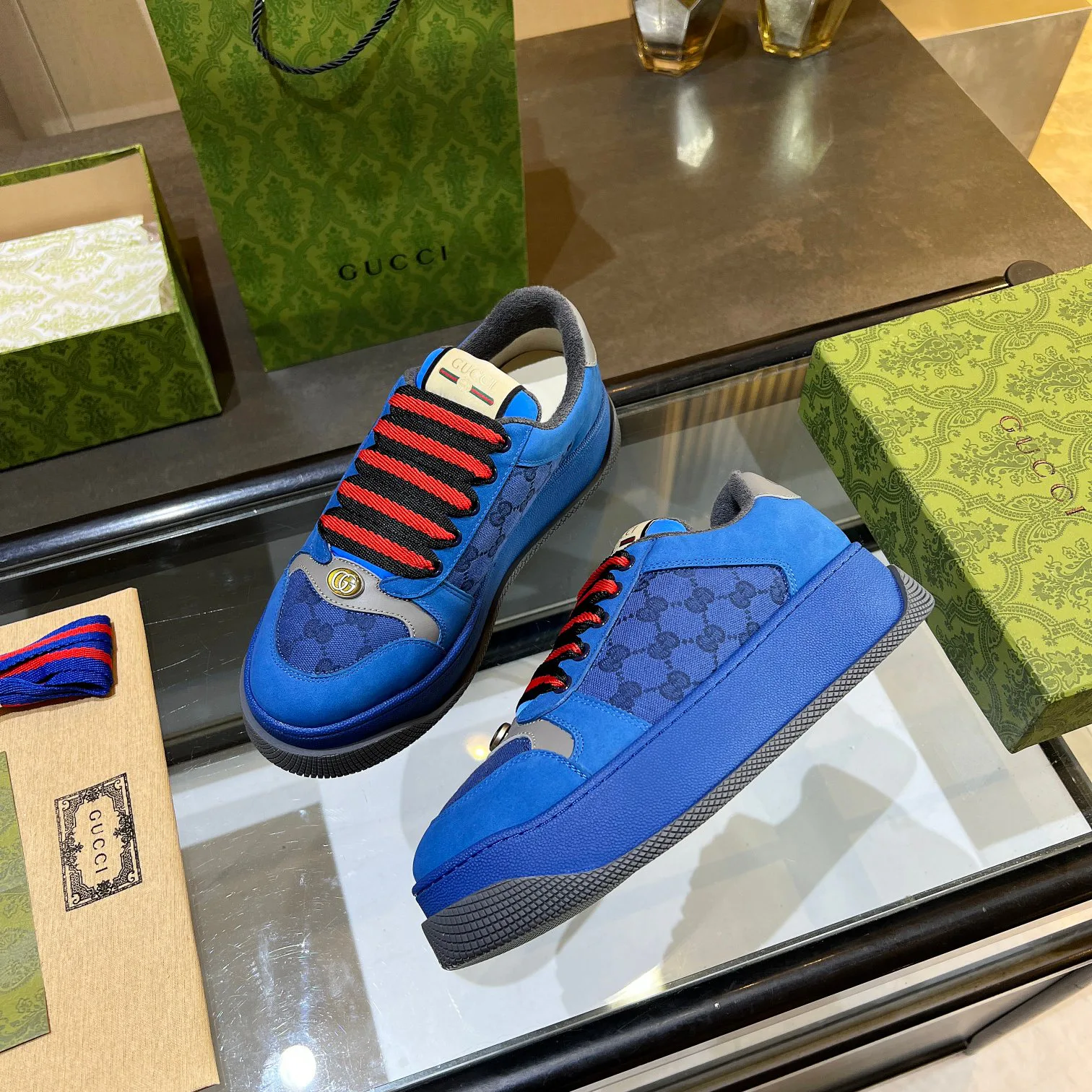 Women's Sneakers GUCCI 17955440