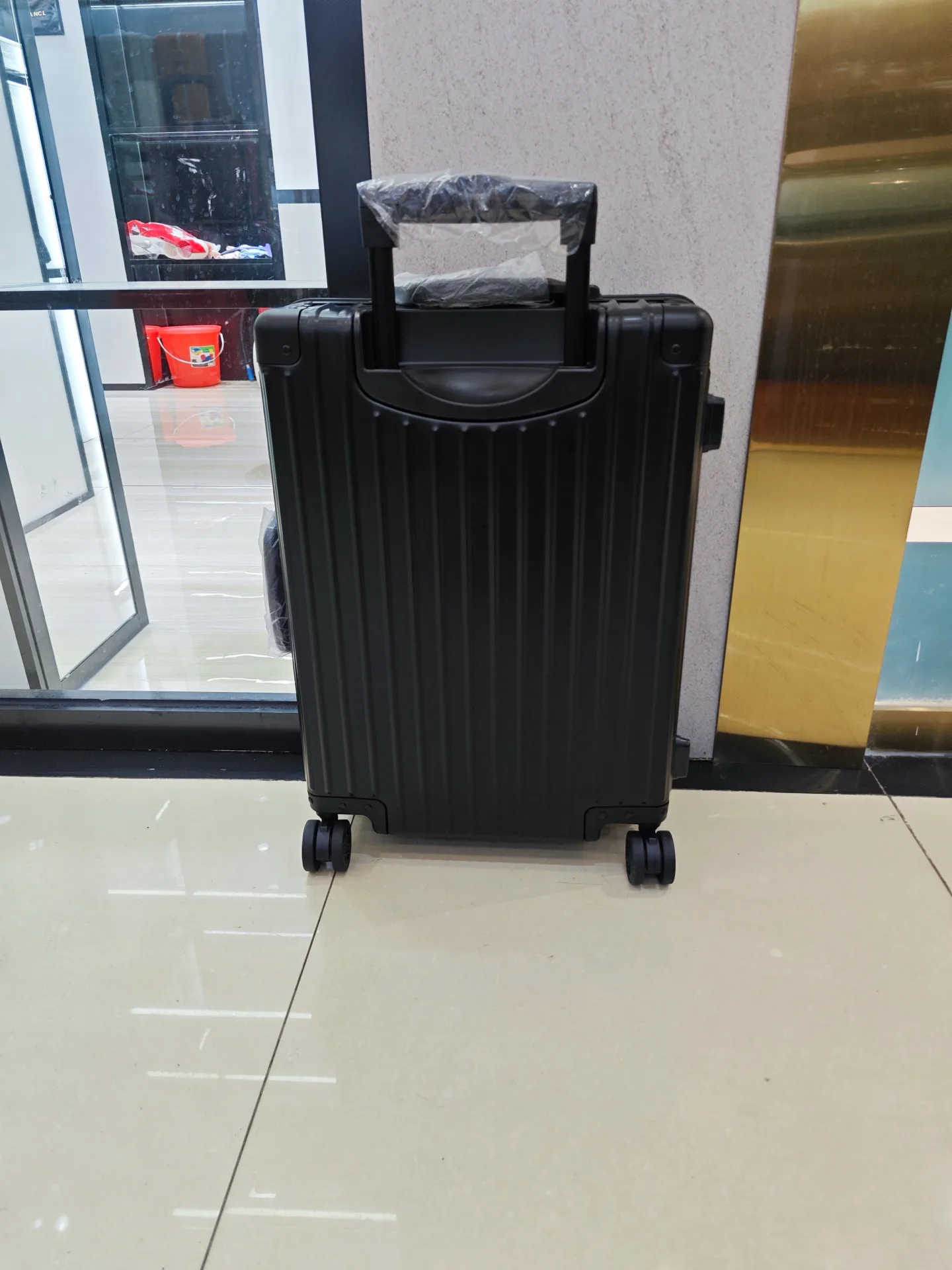 Suitcases RIMOWA 17873353