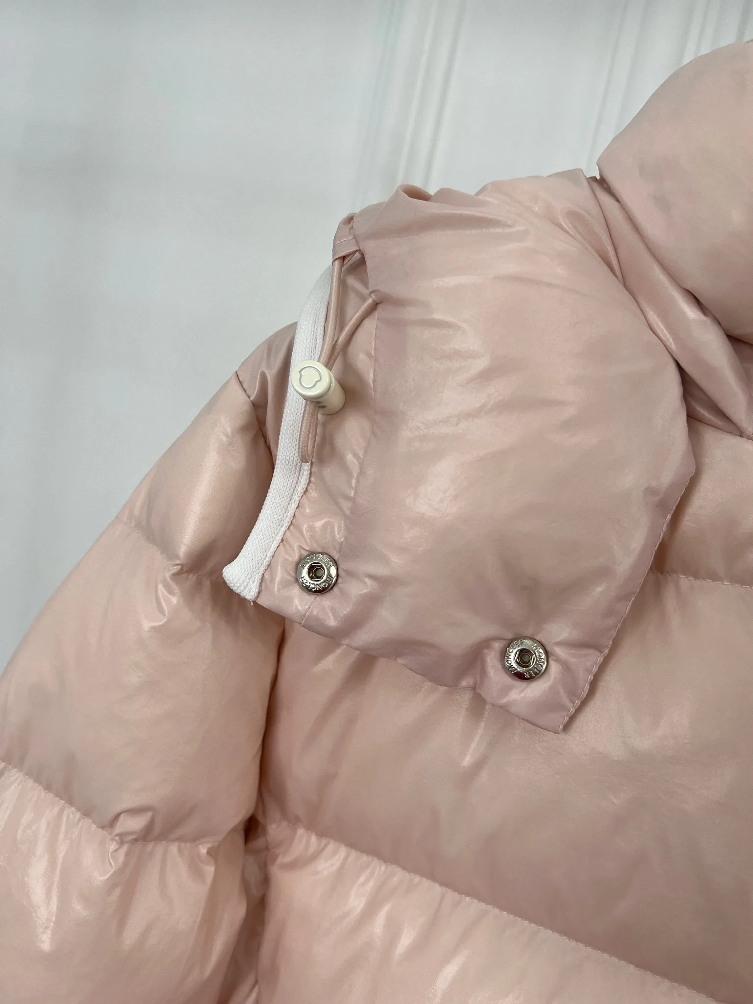 Women's Jackets And Down Jackets MONCLER 18416223