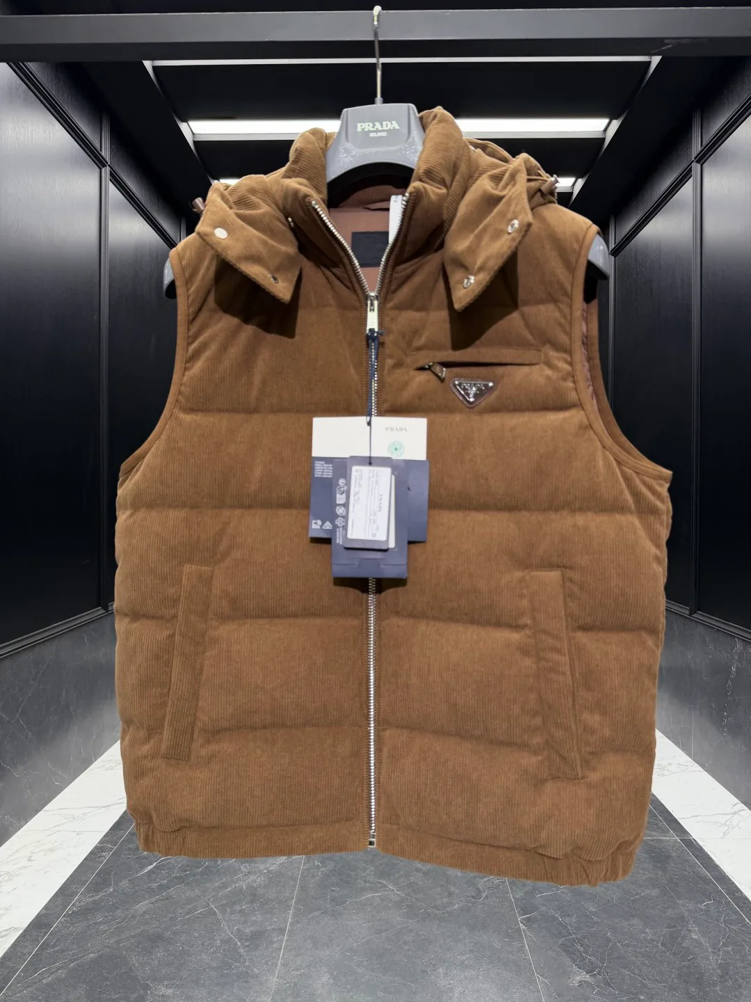 Men's Vests PRADA 18416877