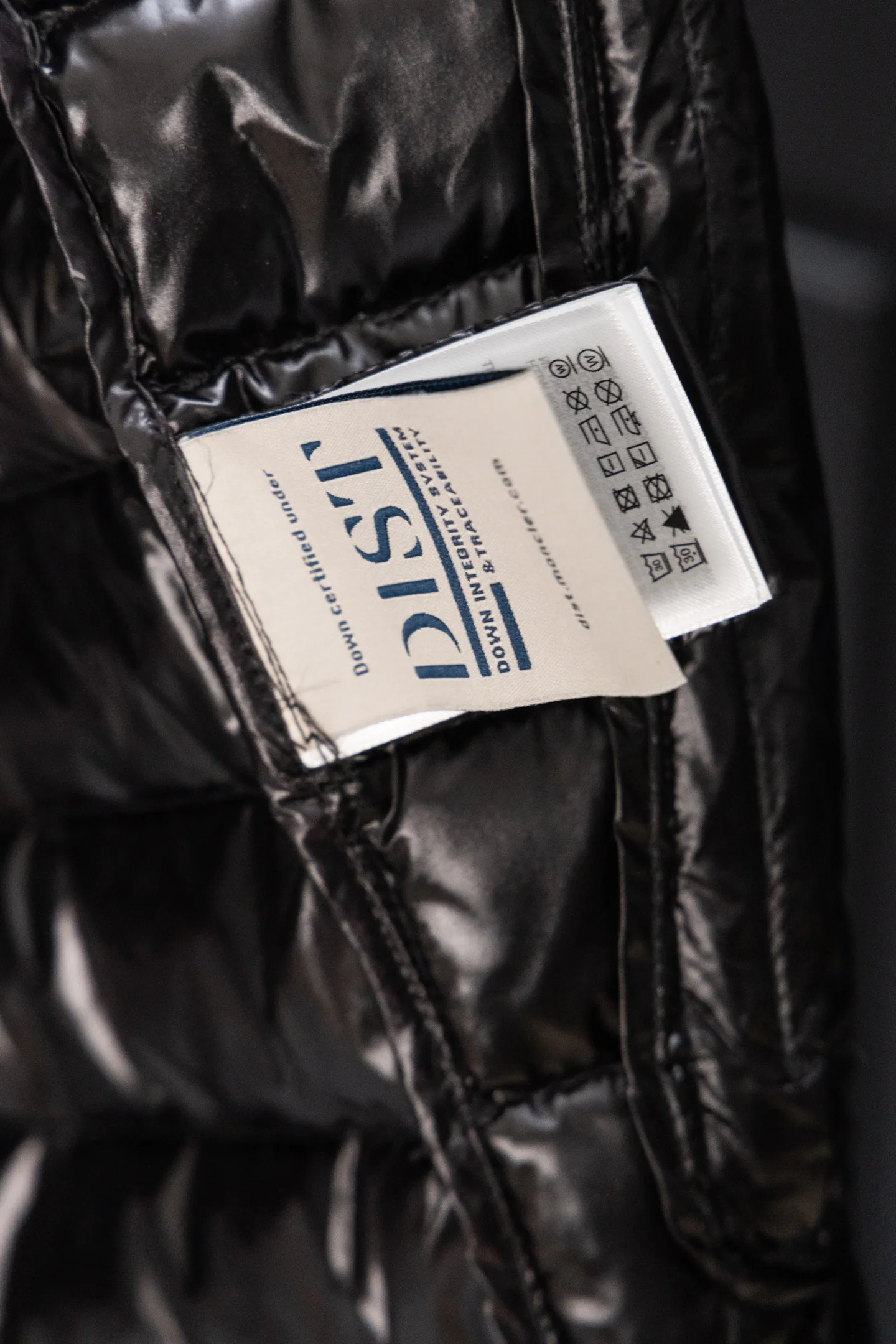 Men's Jackets And Down Jackets MONCLER 18507212