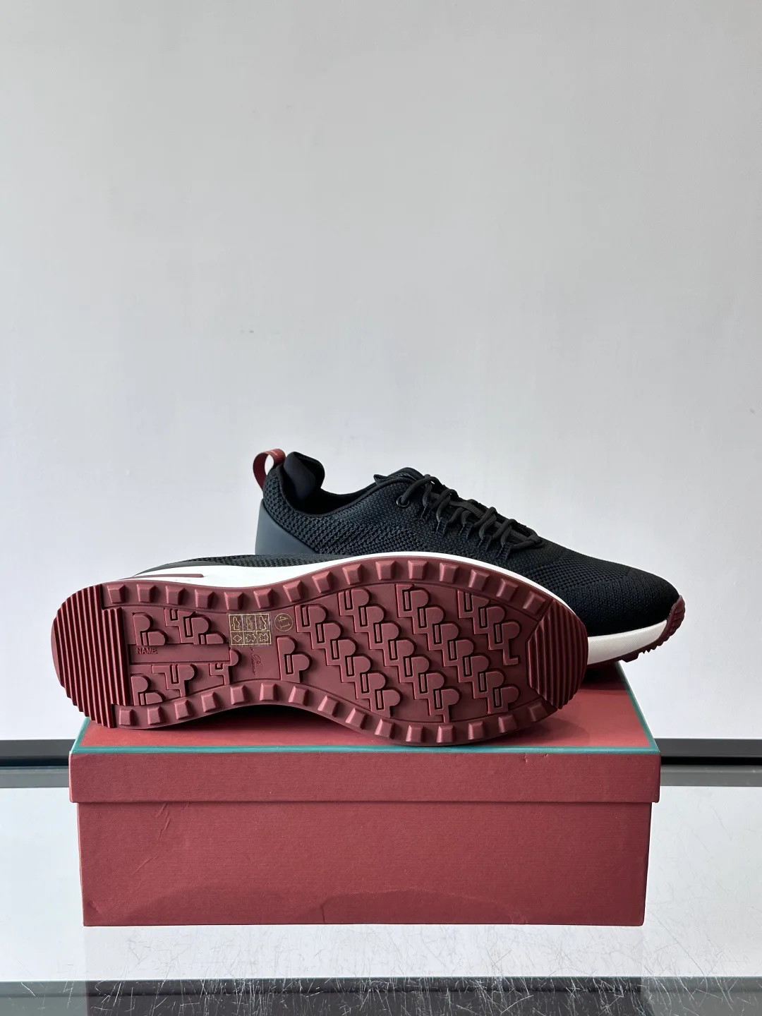 Men's Sneakers LORO PIANA 18265119