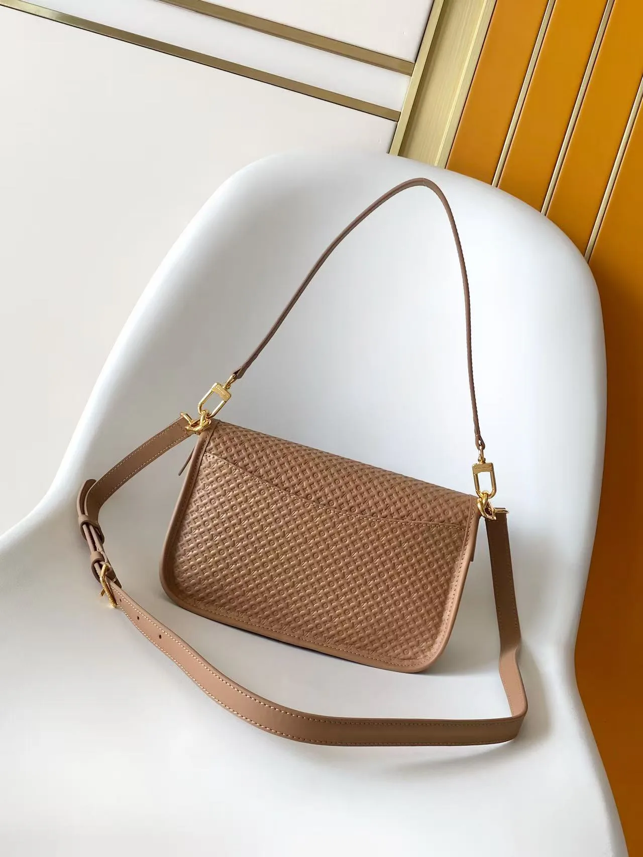Women's Classic Handbags LOUIS VUITTON 17904126