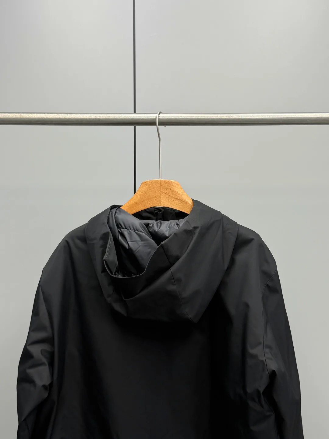 Men's Jackets And Down Jackets MONCLER 18029490
