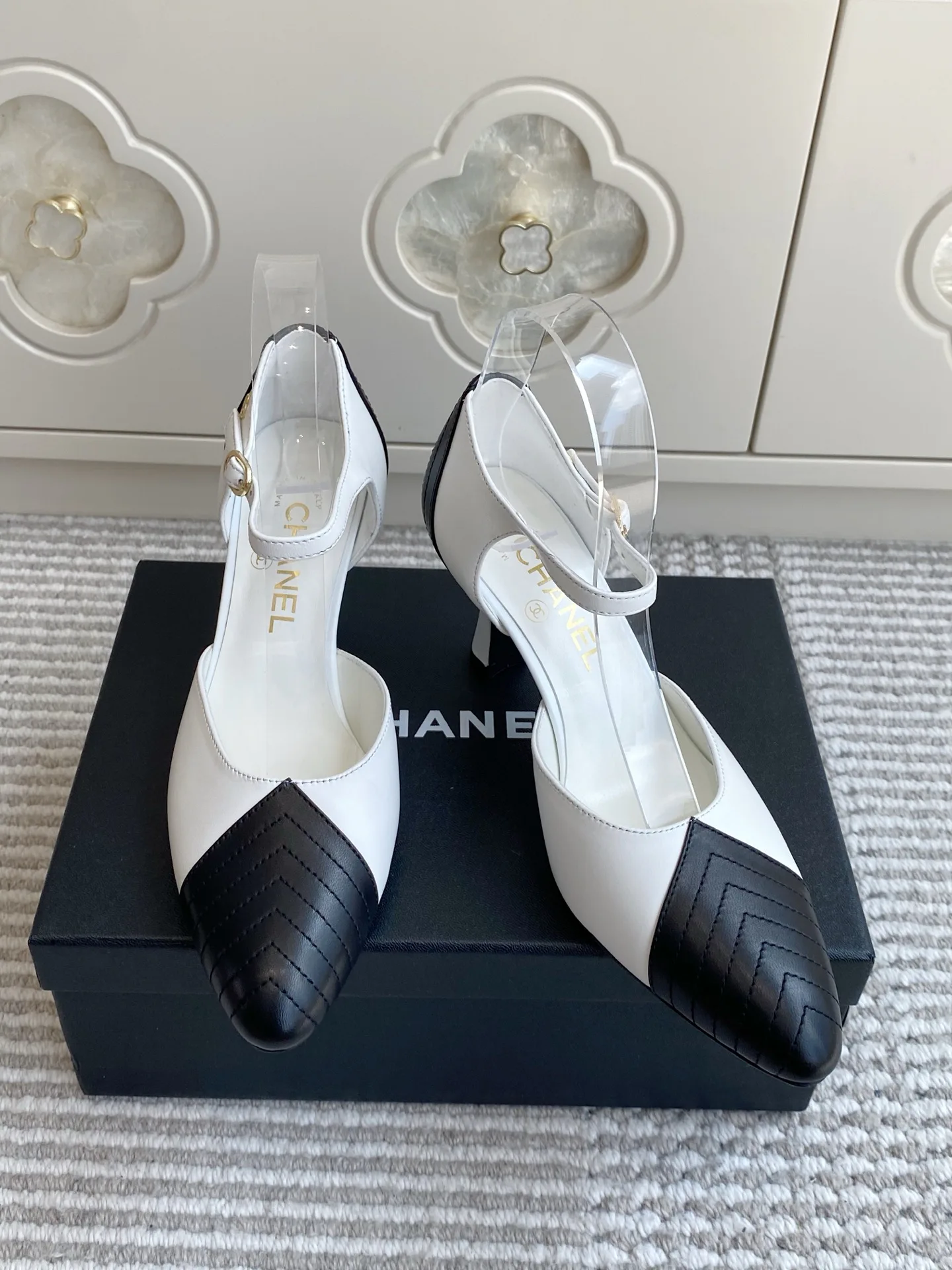 Women's Heels CHANEL 17498444
