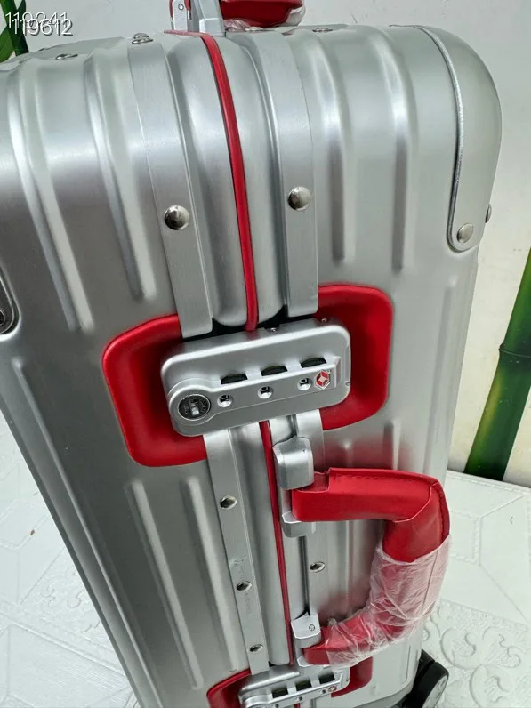 Suitcases RIMOWA 17662918