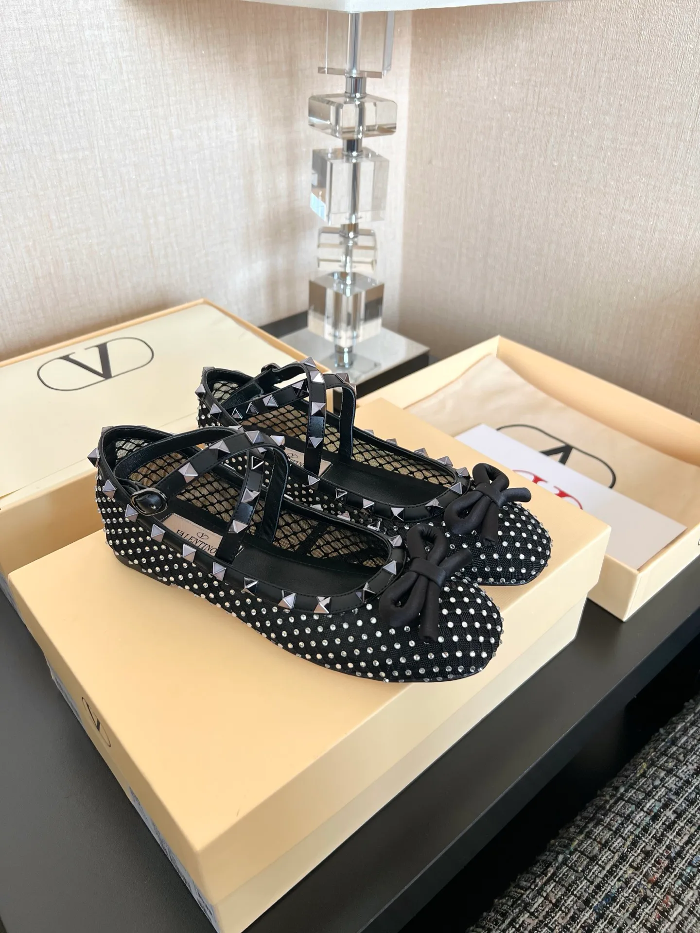 Women's Ballet Flats VALENTINO 17480171