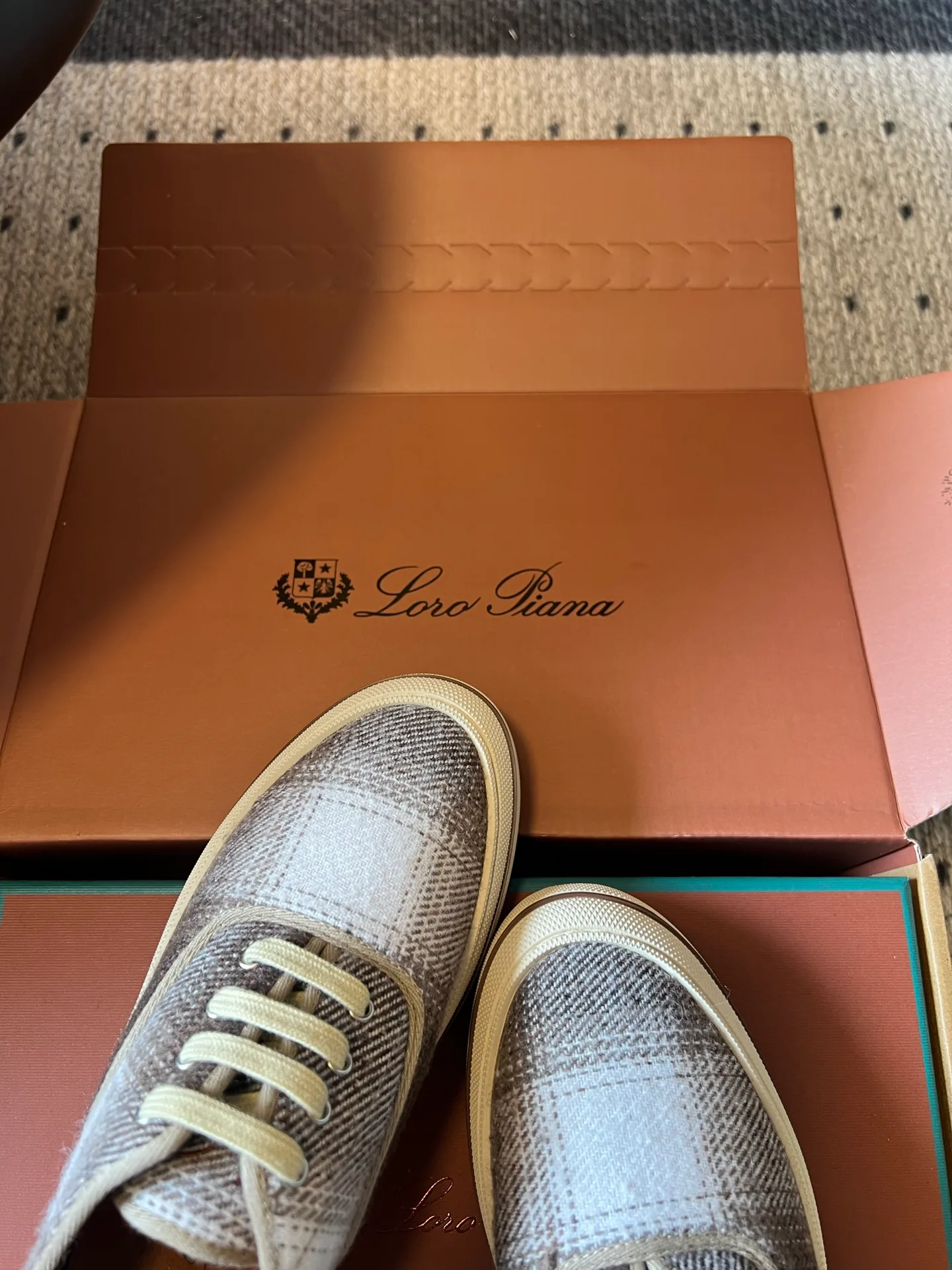 Women's Sneakers LORO PIANA 17942680