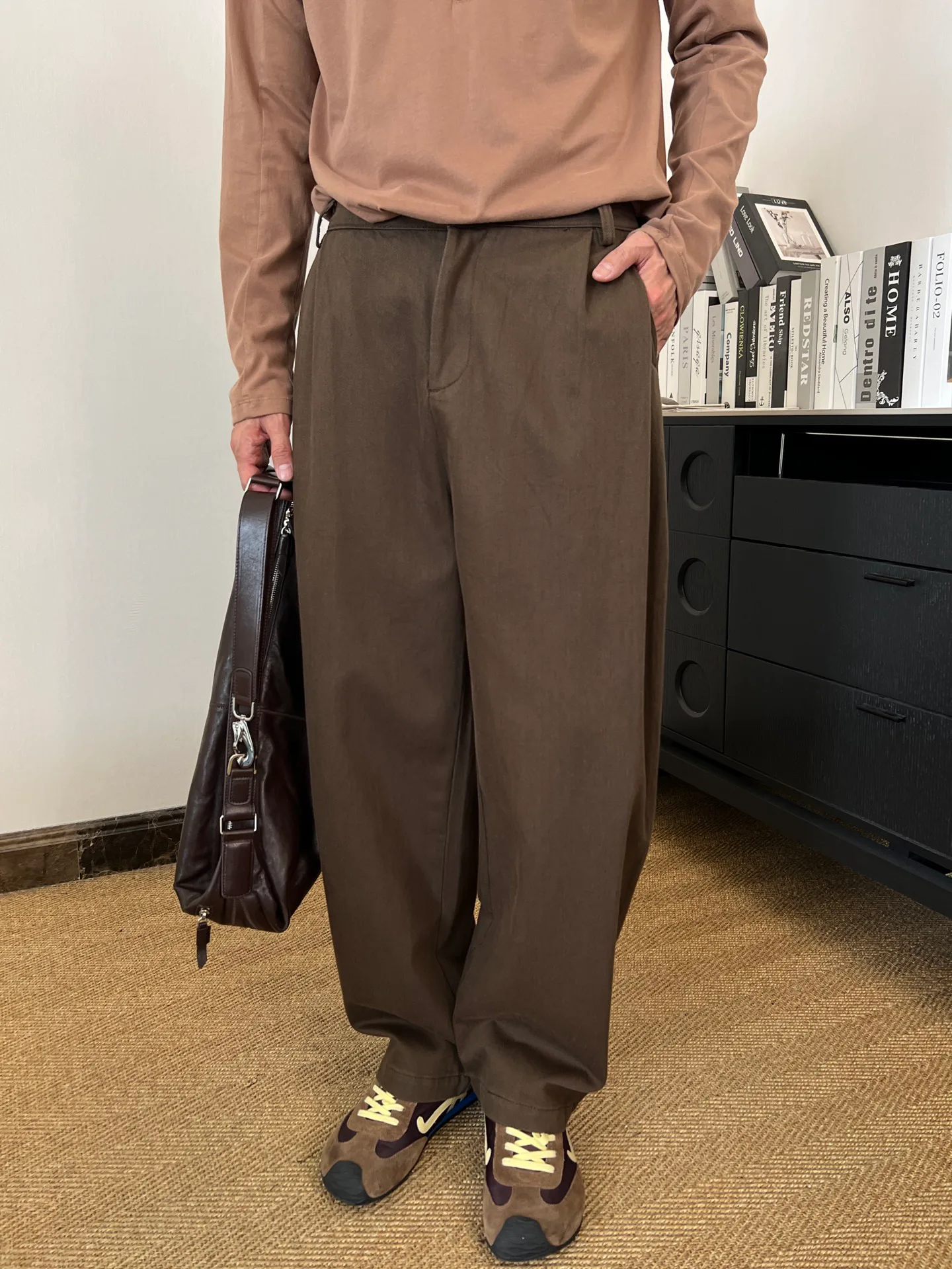 Men's Trousers MAISON MARGIELA 18343257