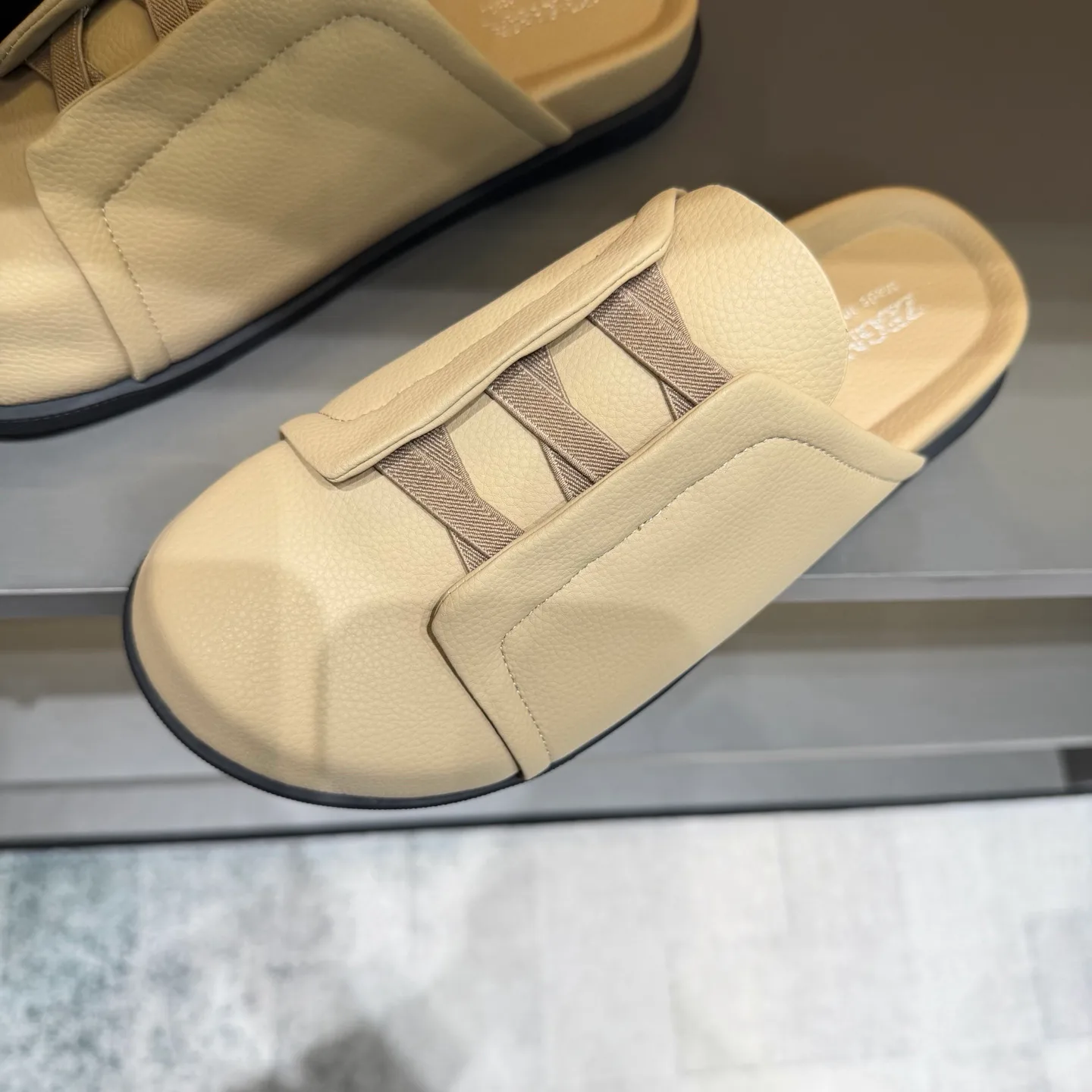 Men's Flip-Flops ZEGNA 18385637