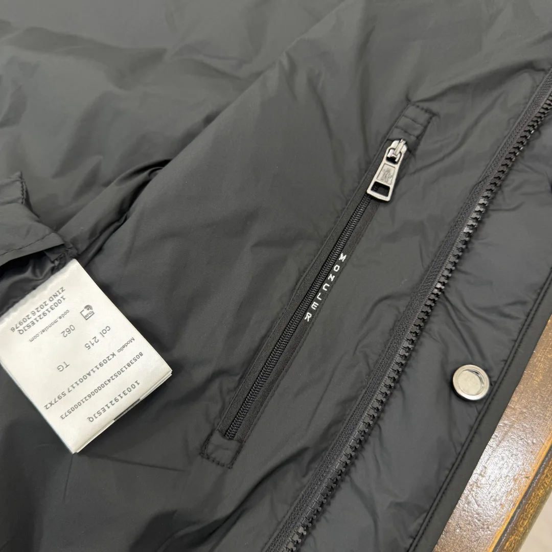Men's Vests MONCLER 18001992