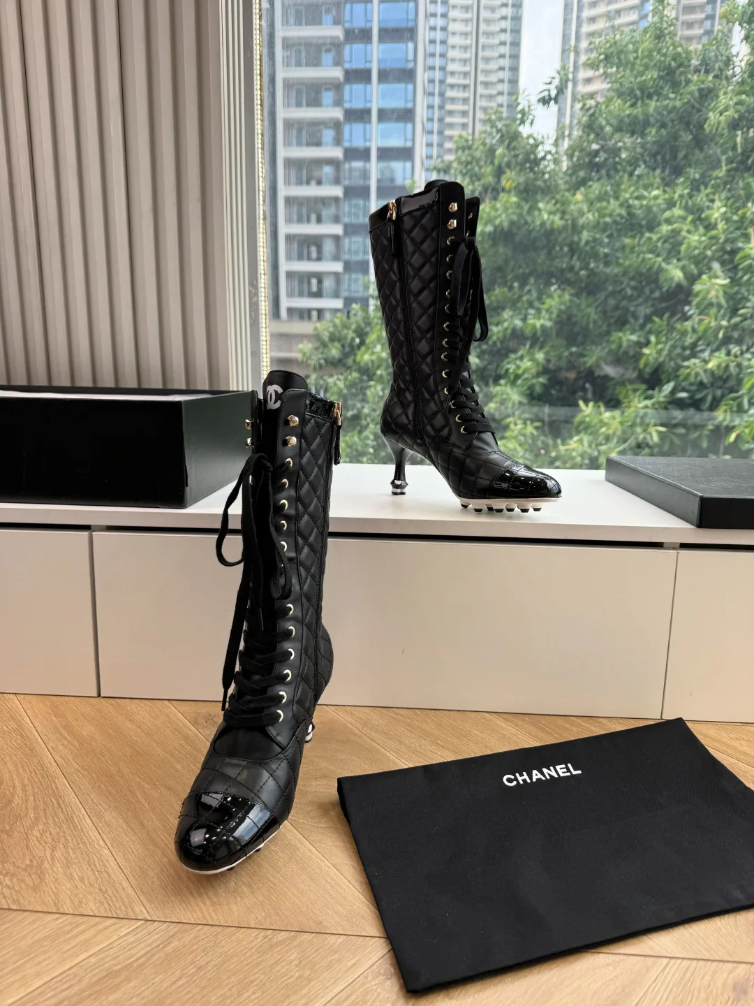 Women's Boots CHANEL 18069792