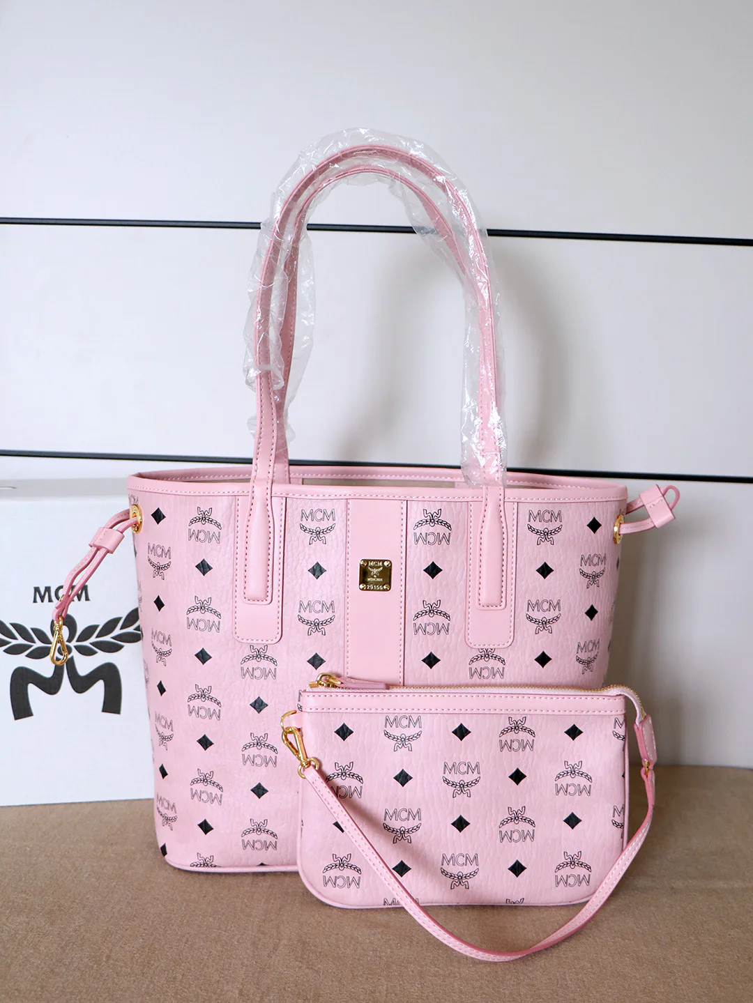 Women's Classic Handbags MCM 18223303