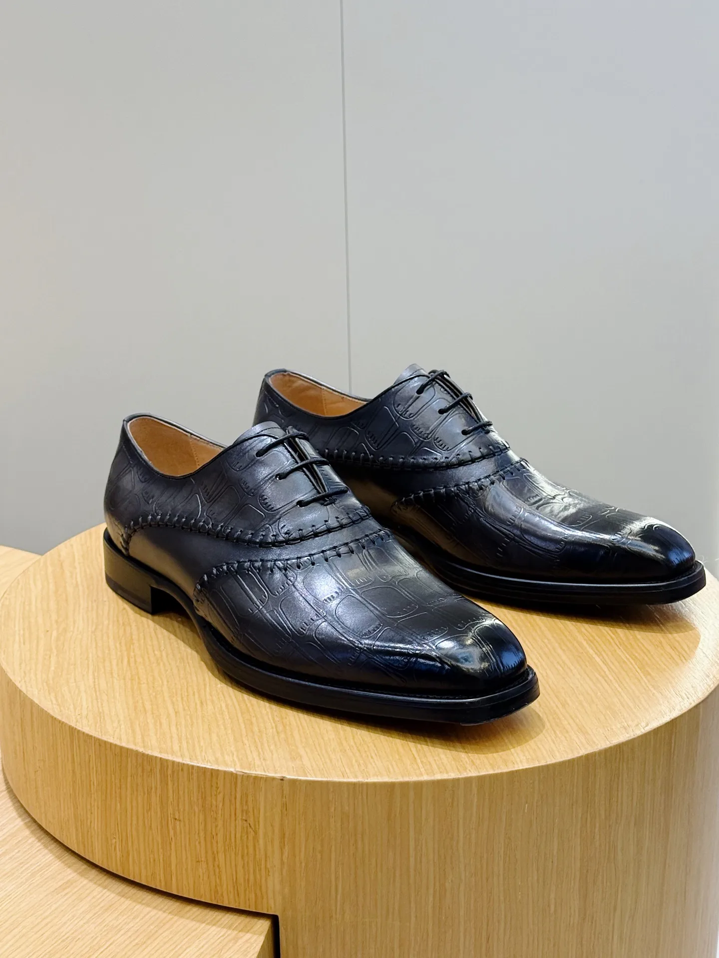 Men's Loafers And Dress Shoes BERLUTI 17649436