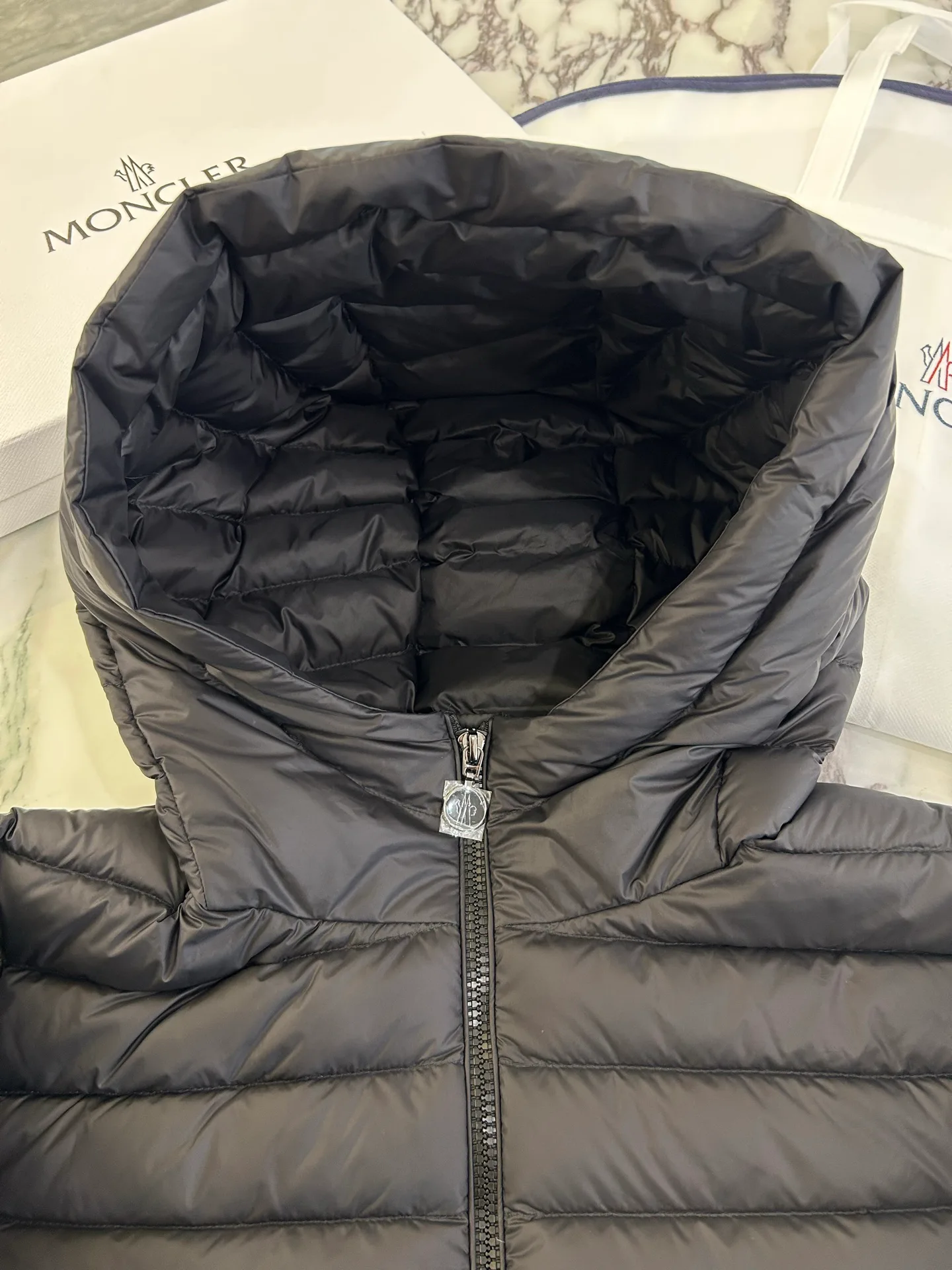 Men's Jackets And Down Jackets MONCLER 18231512