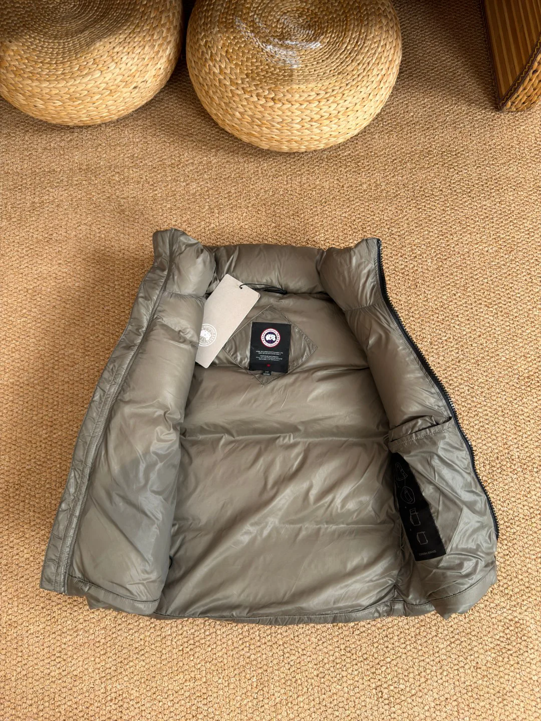 Women's Vests CANADA GOOSE 18336867