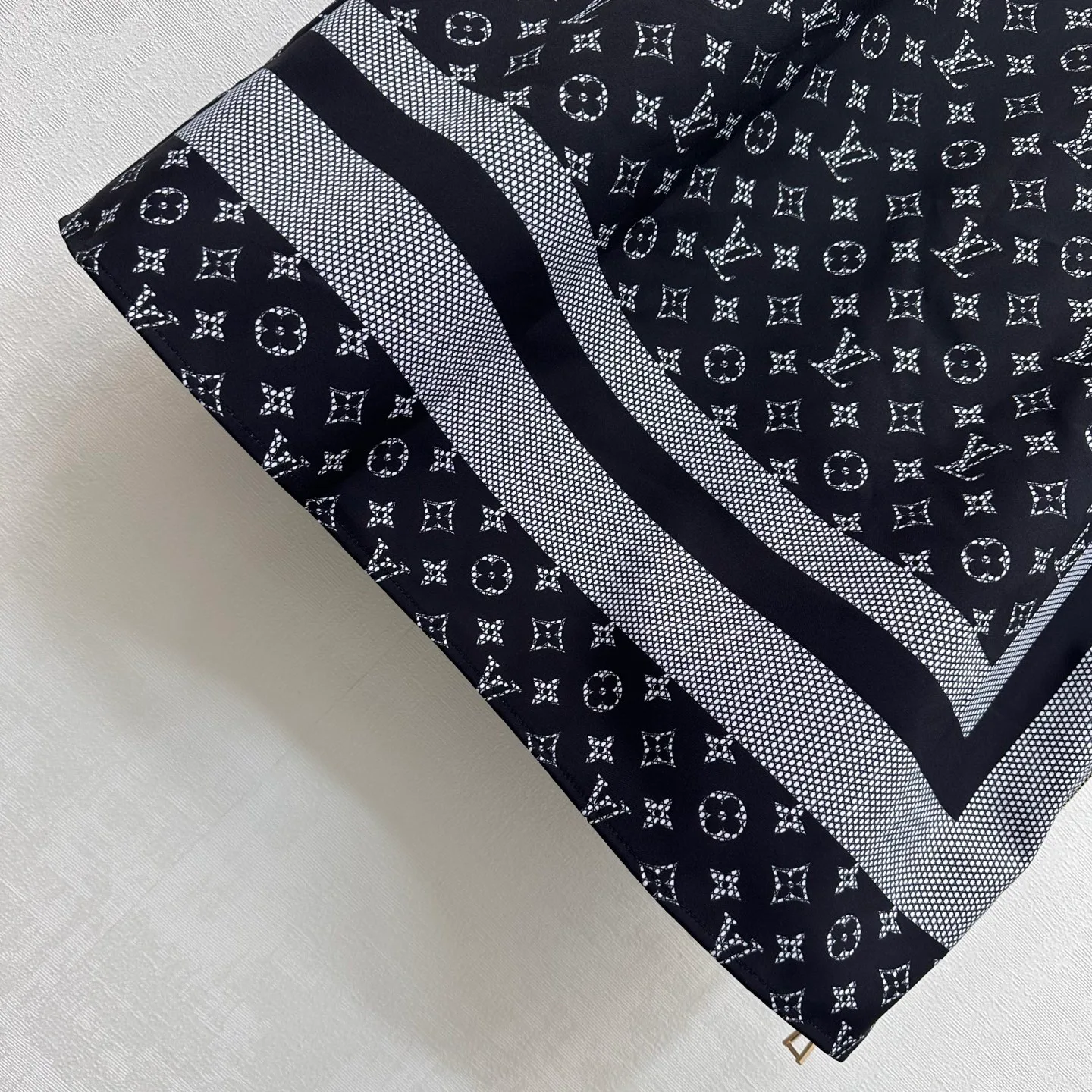 Women's Skirts LOUIS VUITTON 18023226