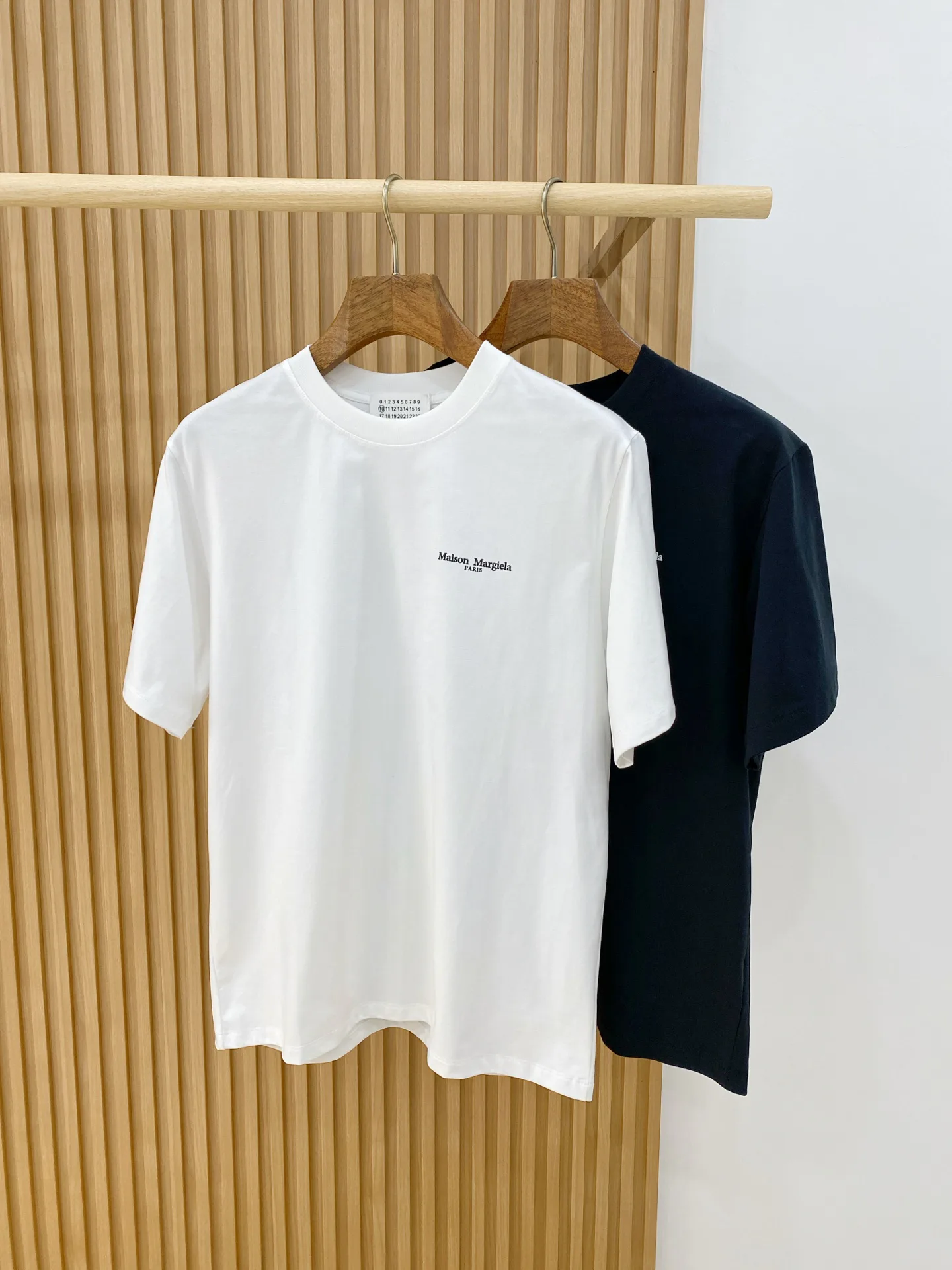 Men's T-Shirts MAISON MARGIELA 18246907