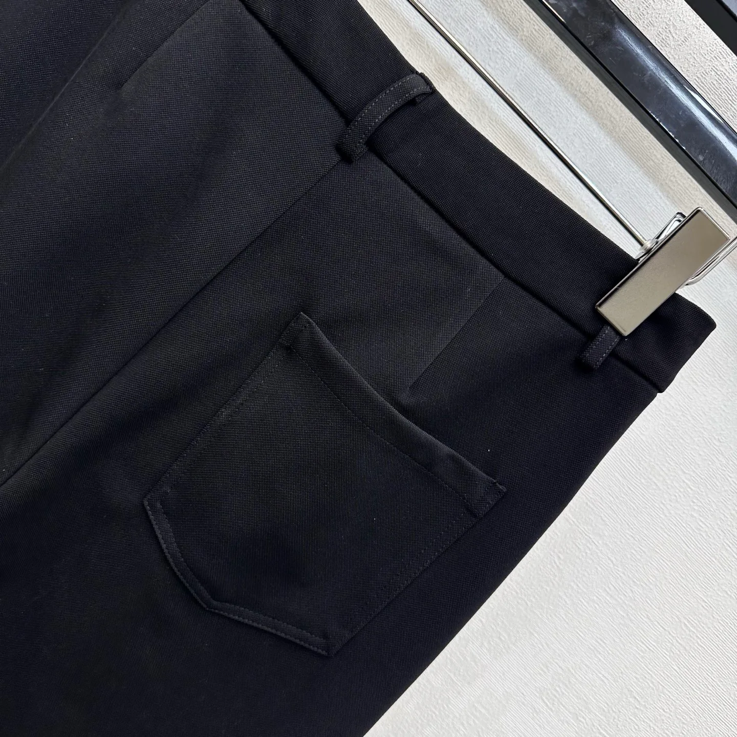 Women's Trousers LOUIS VUITTON 18228460