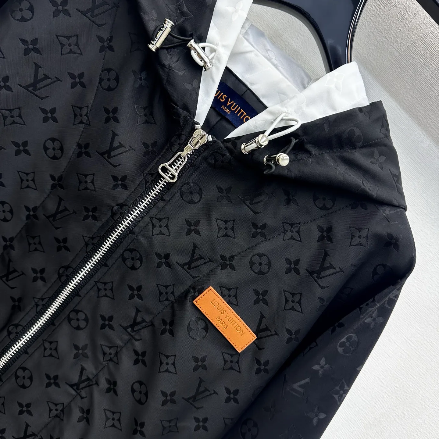 Women's Jackets And Down Jackets LOUIS VUITTON 18555703