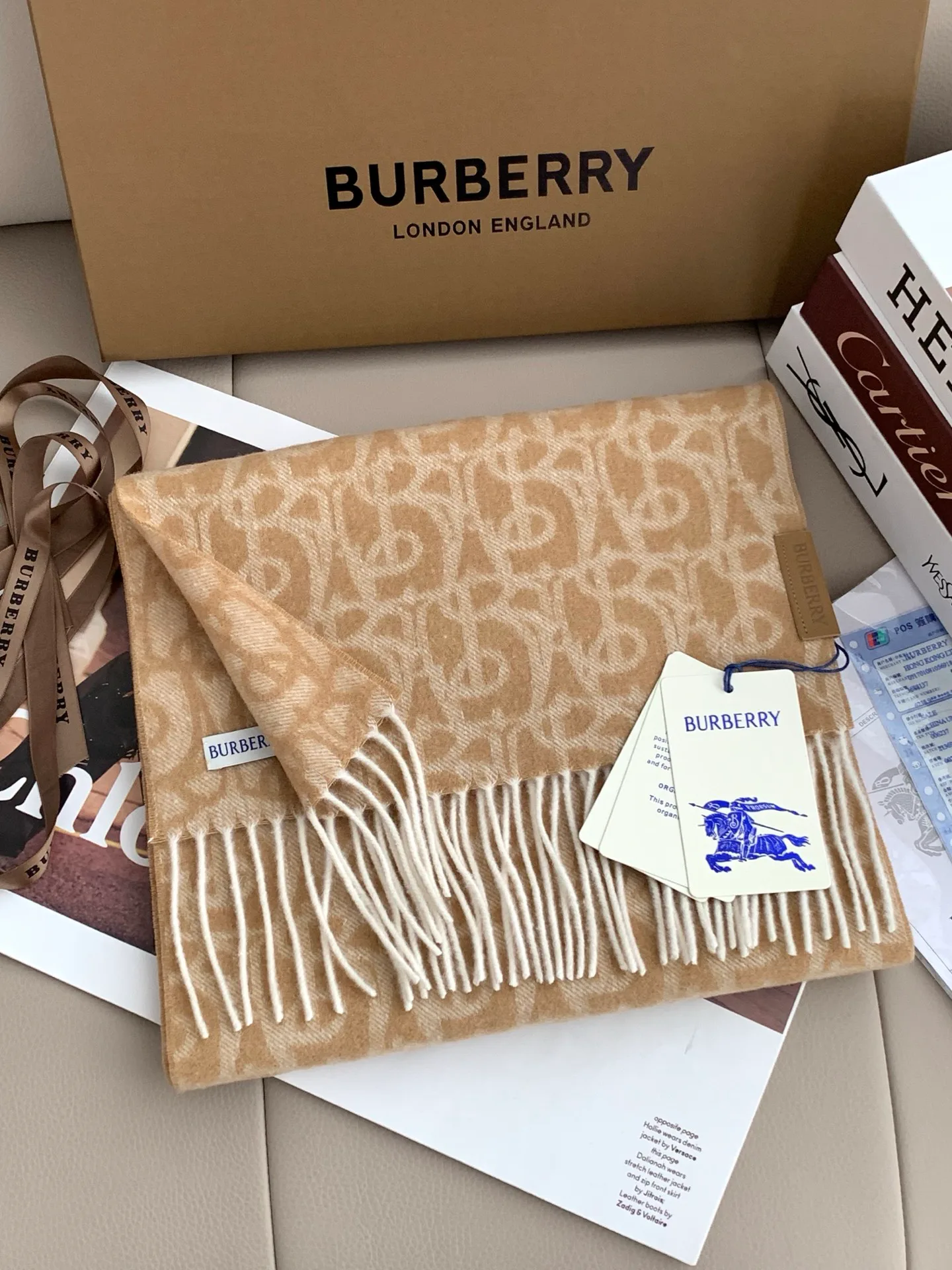 Scarves BURBERRY 18222529