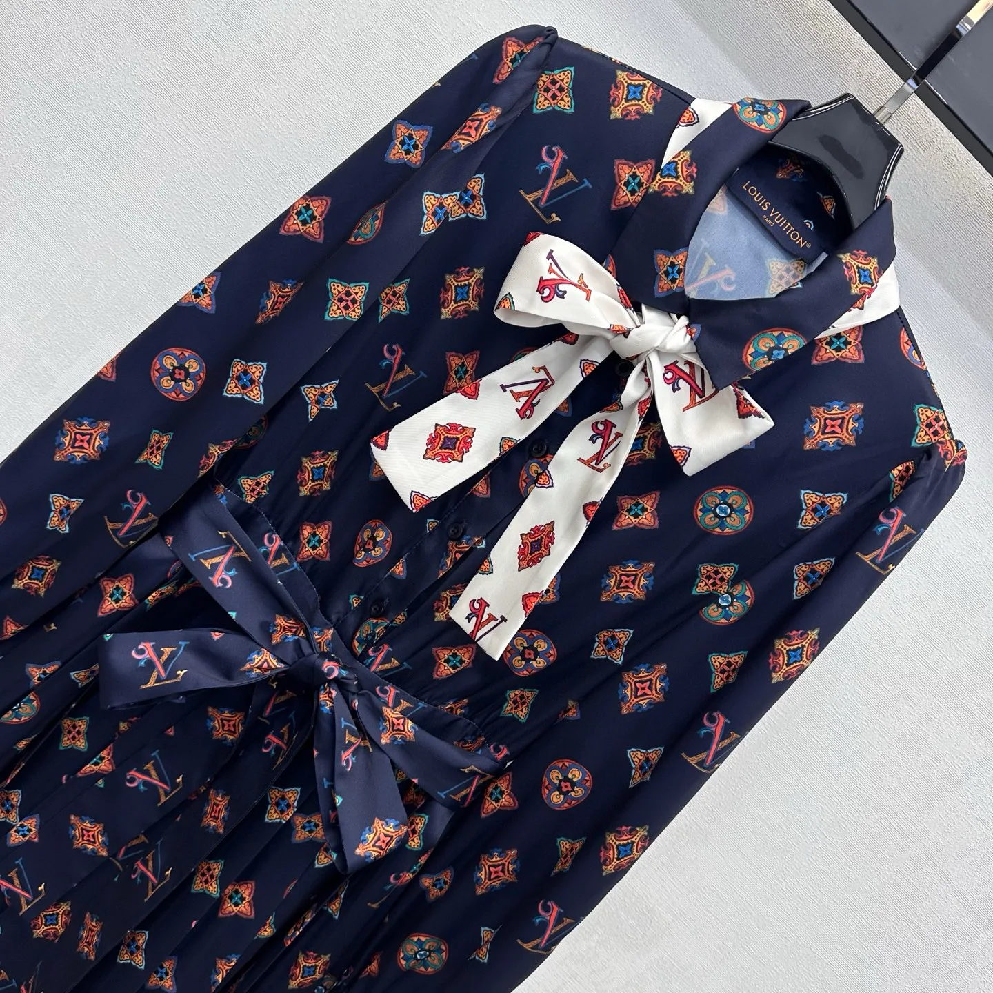Women's Dresses LOUIS VUITTON 18023003